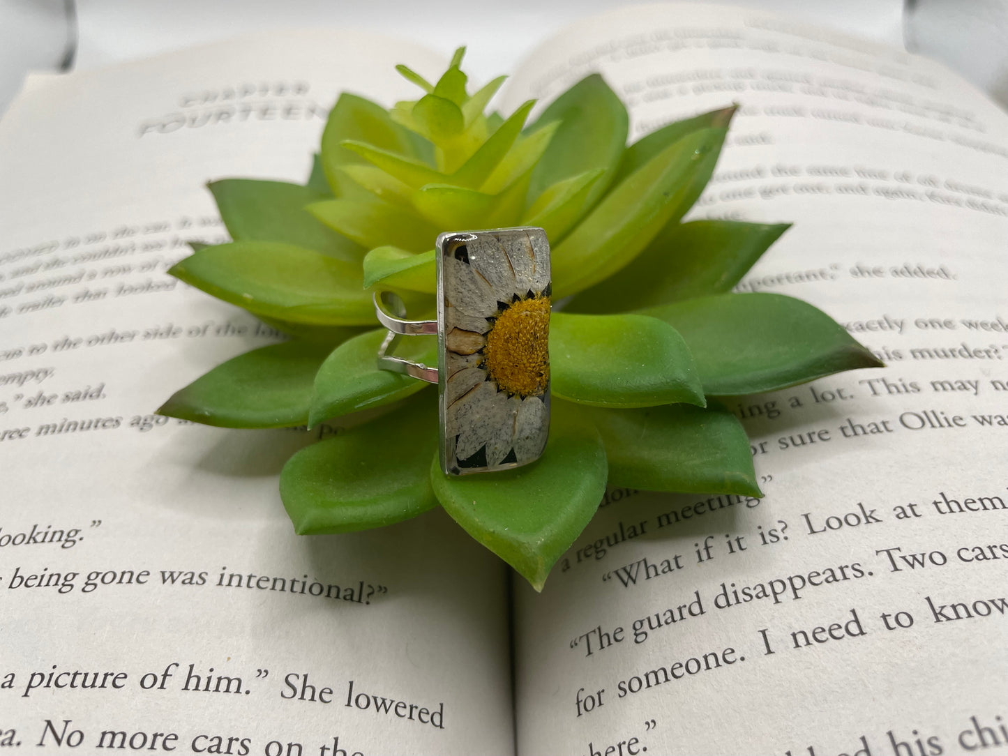 Rectangular Floral Resin Rings – Stainless Steel & Real Flowers