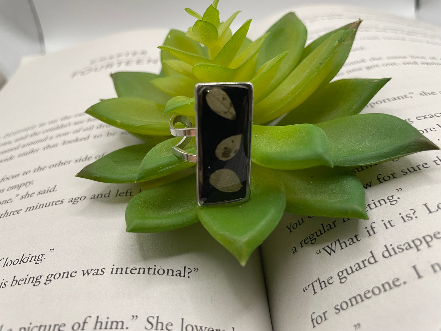 Rectangular Floral Resin Rings – Stainless Steel & Real Flowers