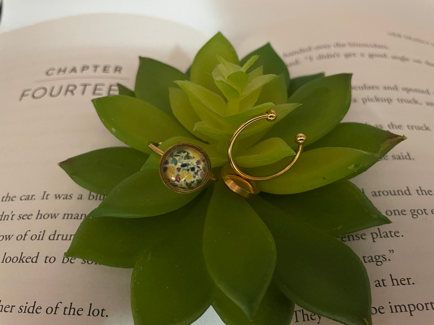 Adjustable Gold Floral Rings – Stainless Steel & Glass Cabochon
