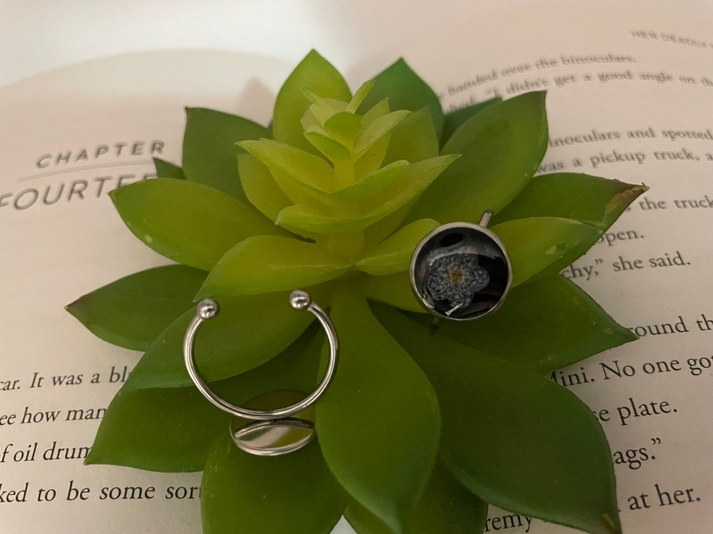 Adjustable Round Flower Rings – Stainless Steel