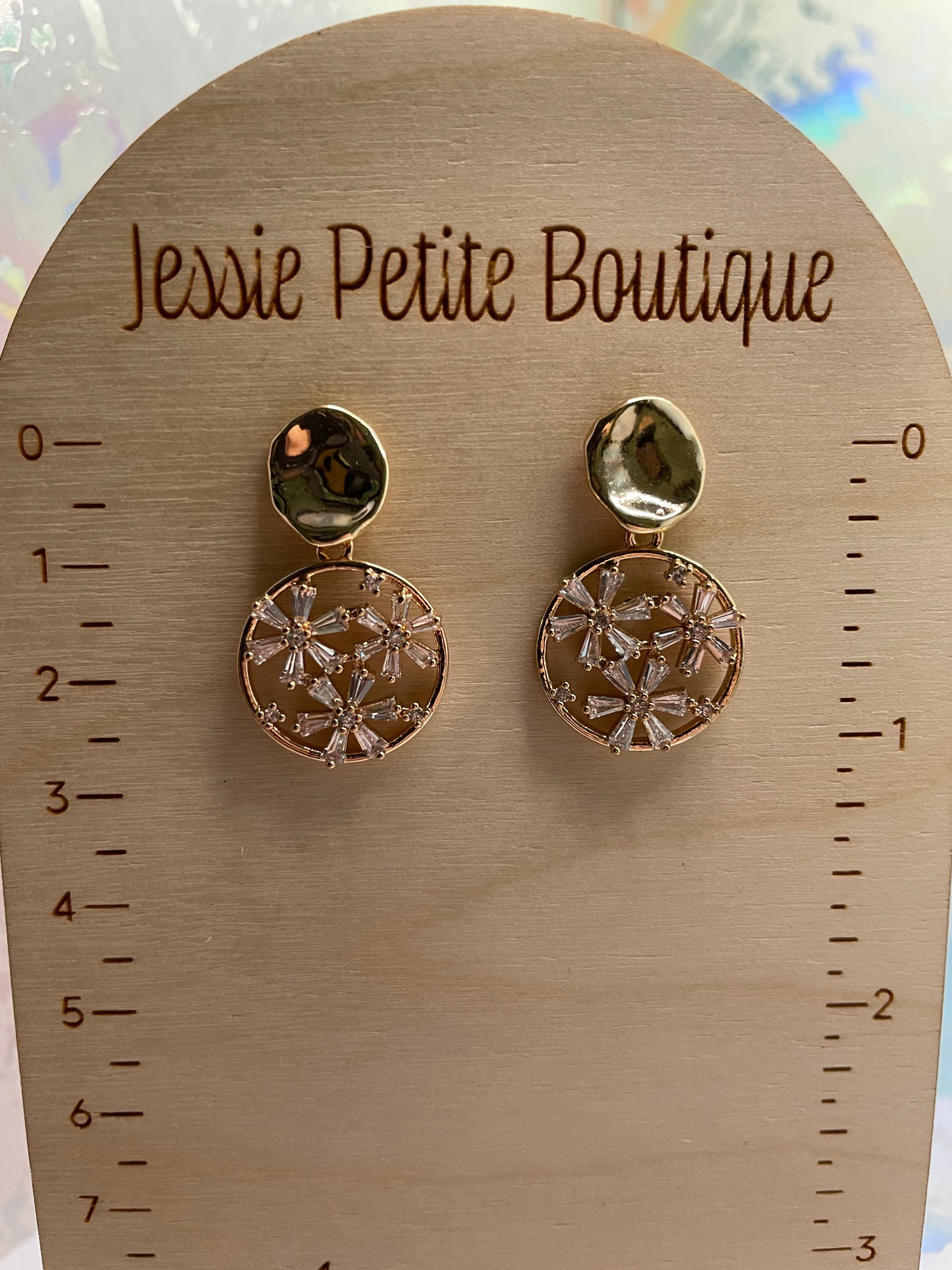 Zirconia Flowers In A Circle Earrings – NICKEL FREE
