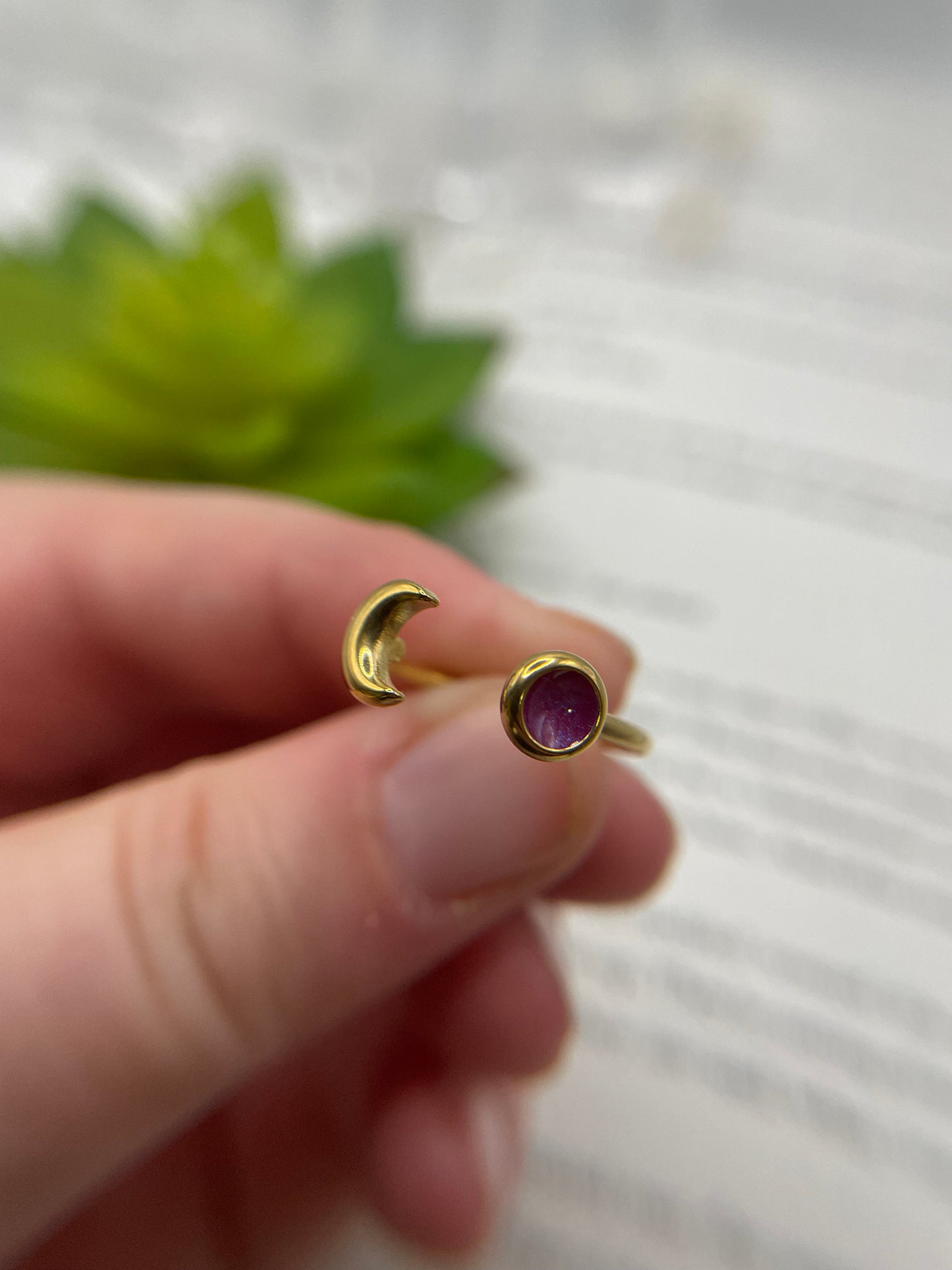 Adjustable Crescent Moon Ring – 18k Gold Plated Stainless Steel