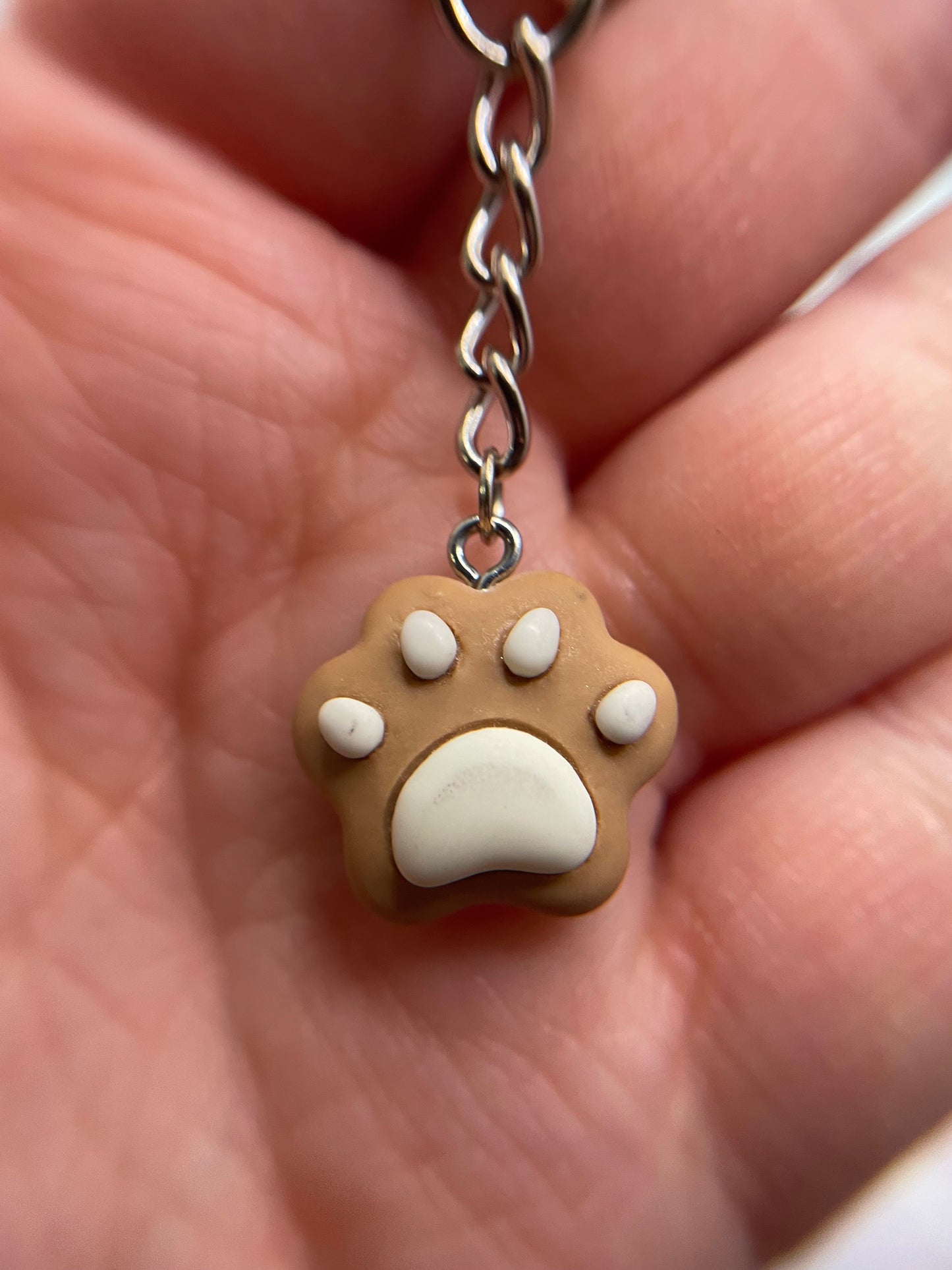 Porte-clés patte guimauve