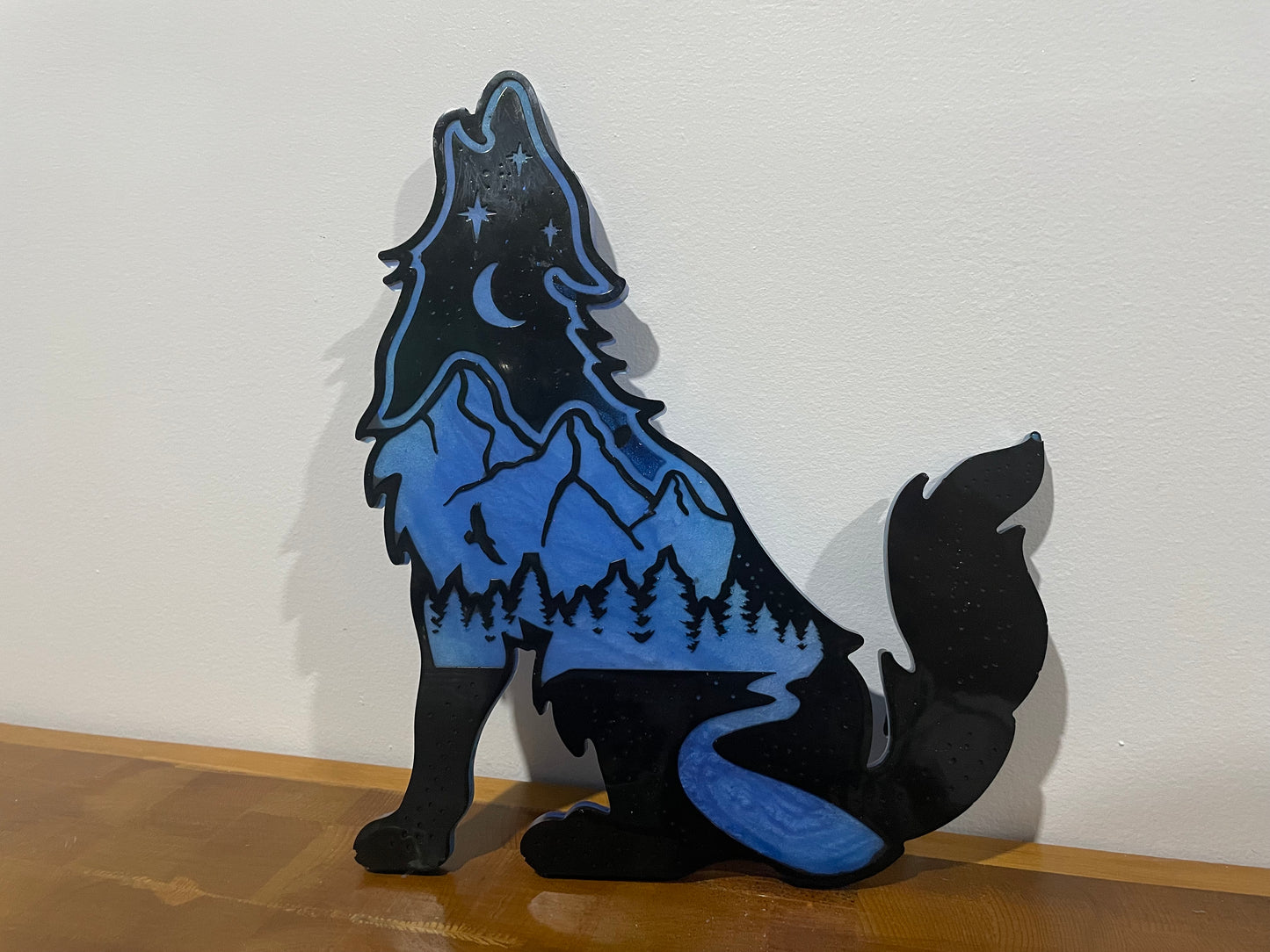 Sitting Wolf: Wall Decoration