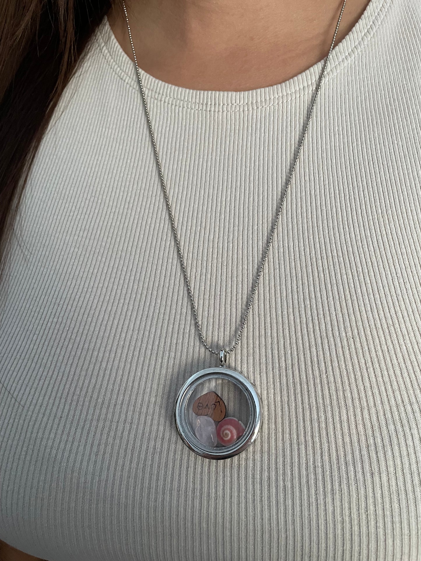Memory Capsule 23'' Silver Chain
