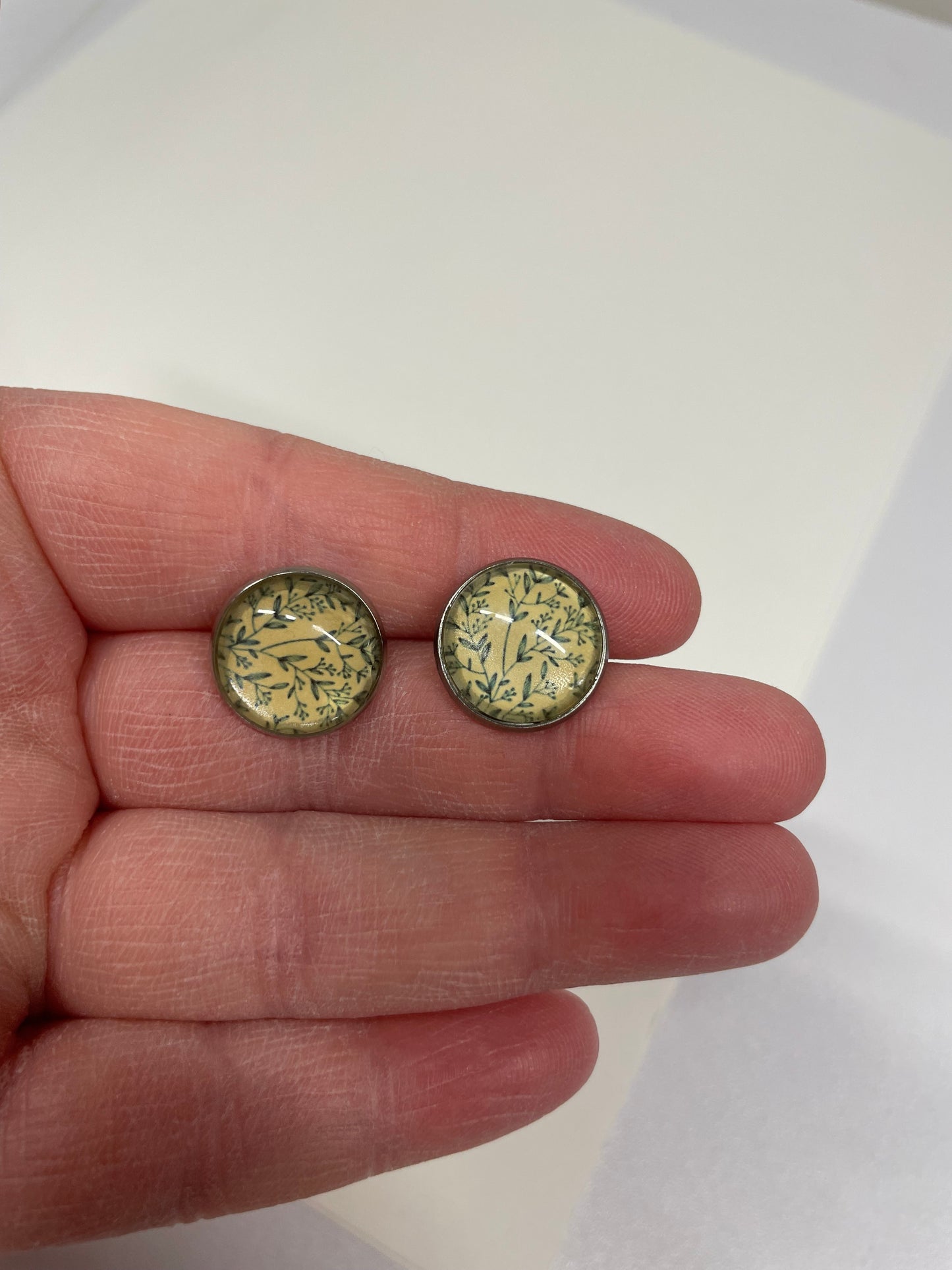 Boutons d'oreille Cabochon Foliage- Acier Inoxydable