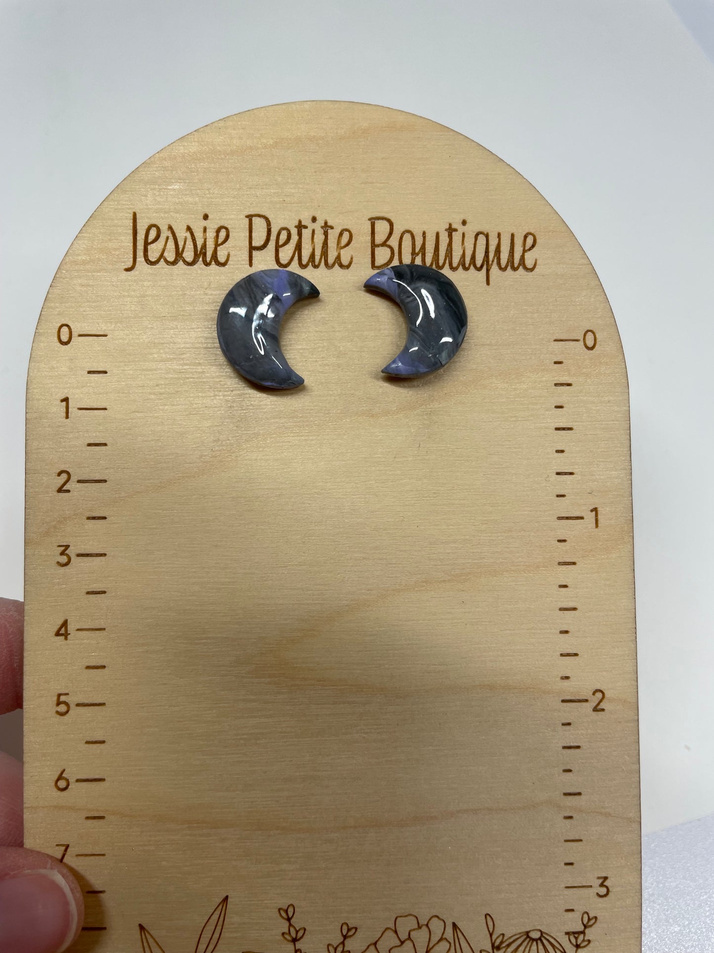 Boutons d'oreille Lune Argile-Sans Nickel