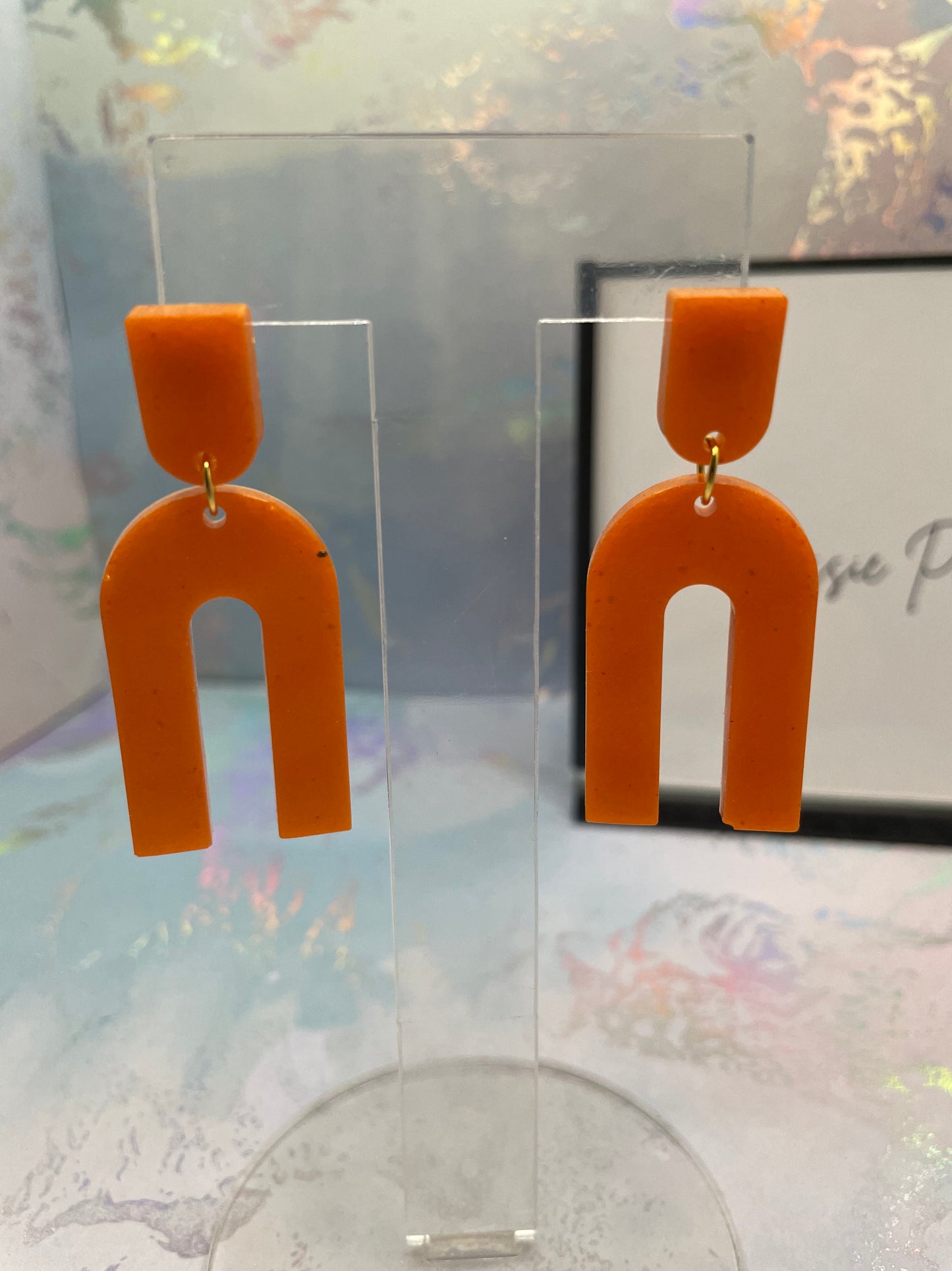 Boucles d'oreilles en forme d'arche orange audacieuse – sans nickel