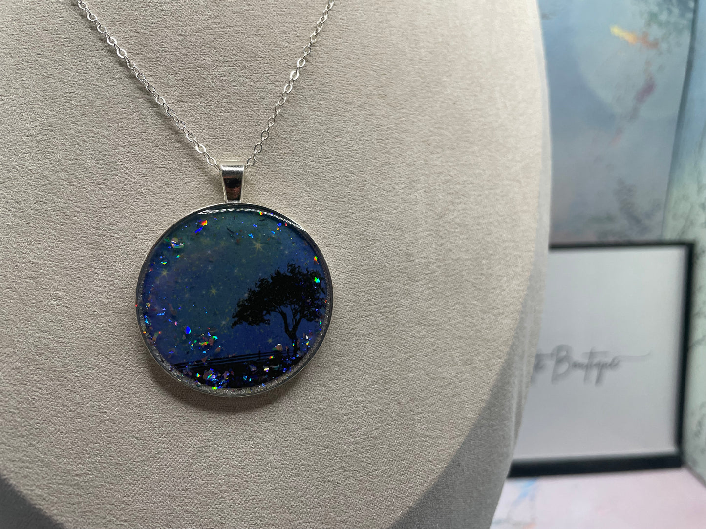 Collier pendentif arbre mystique