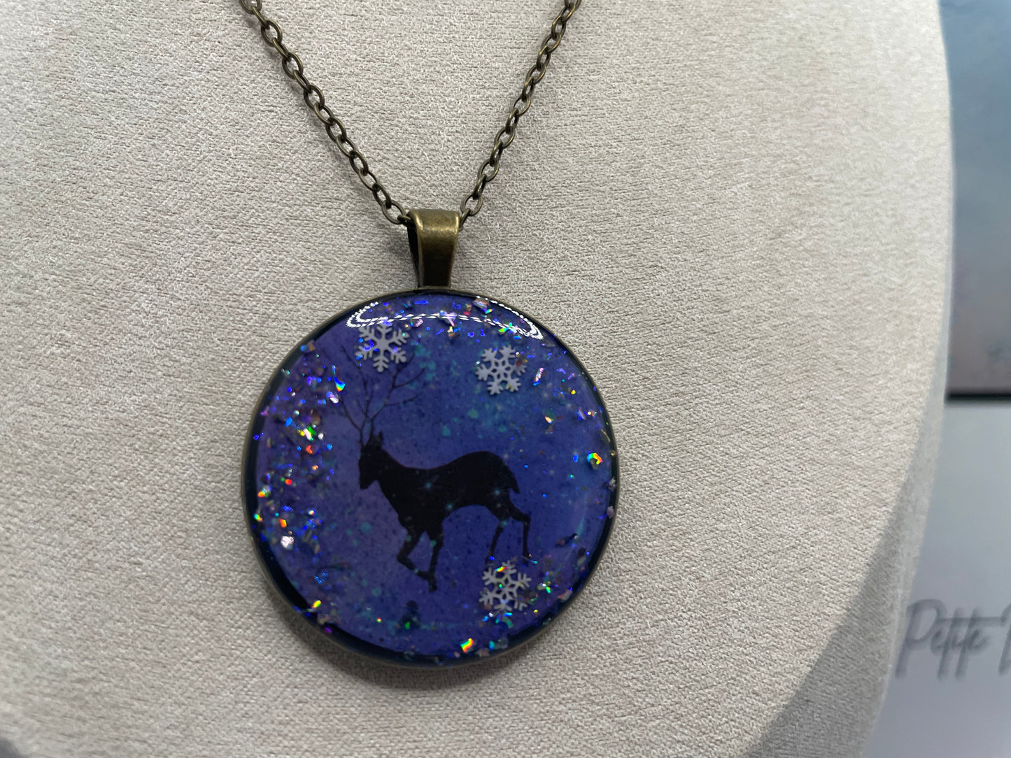 Winter Night Deer Pendant Necklace-25 bronze chain