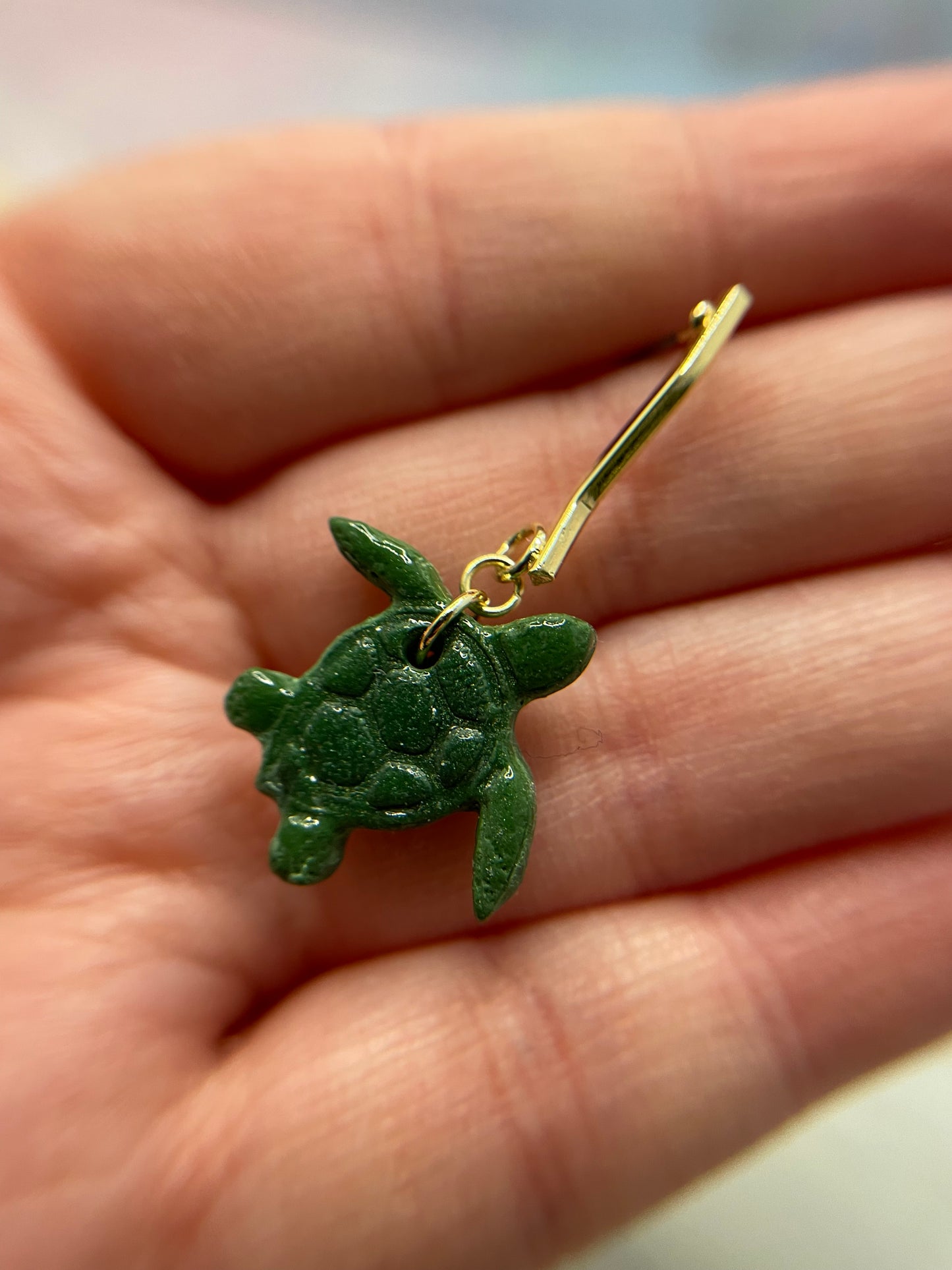 Boucle d'oreille Tortue Argile Verte -Sans Nickel