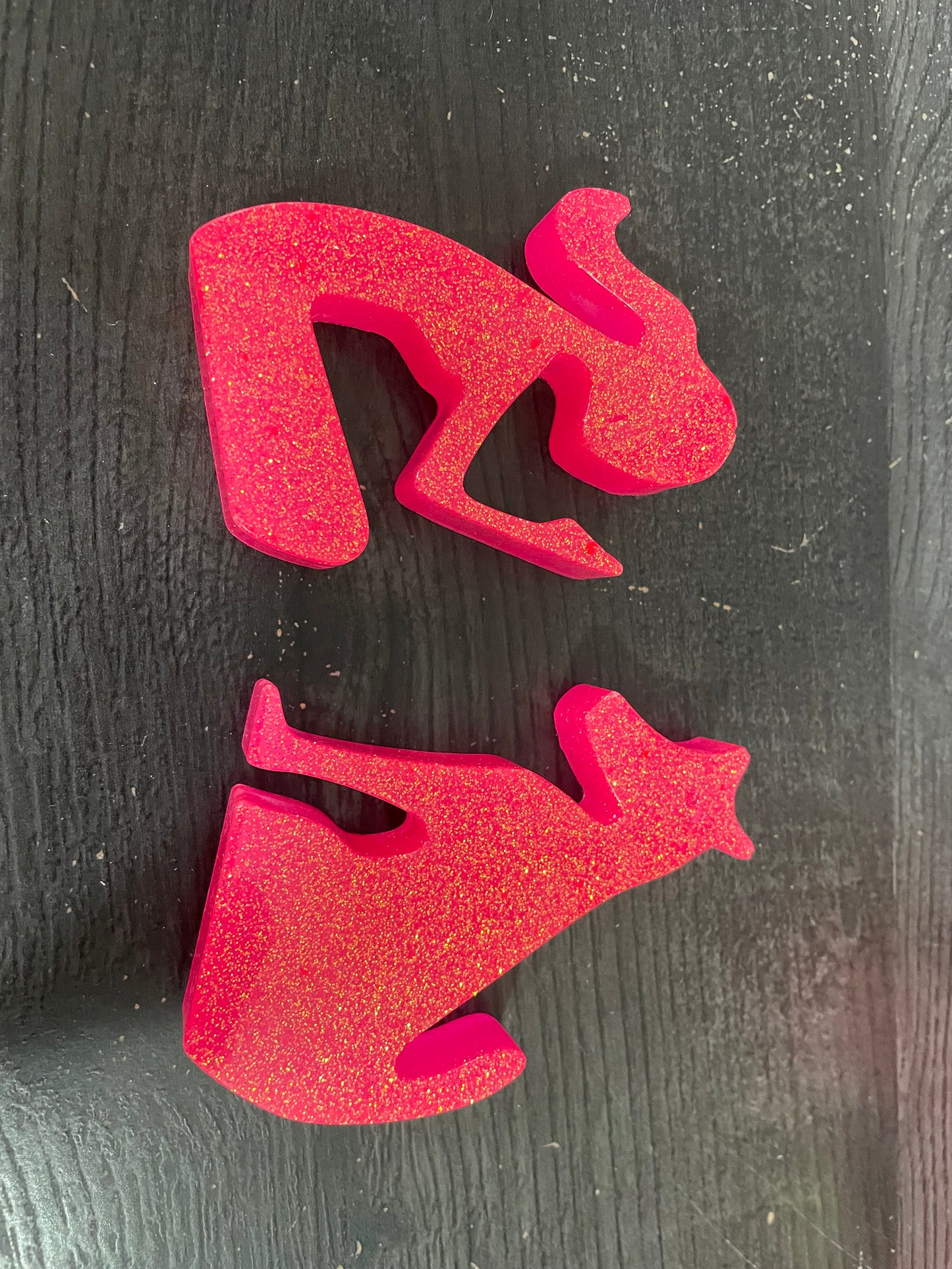 Woman and Her Dog- Resin Figurineš¾