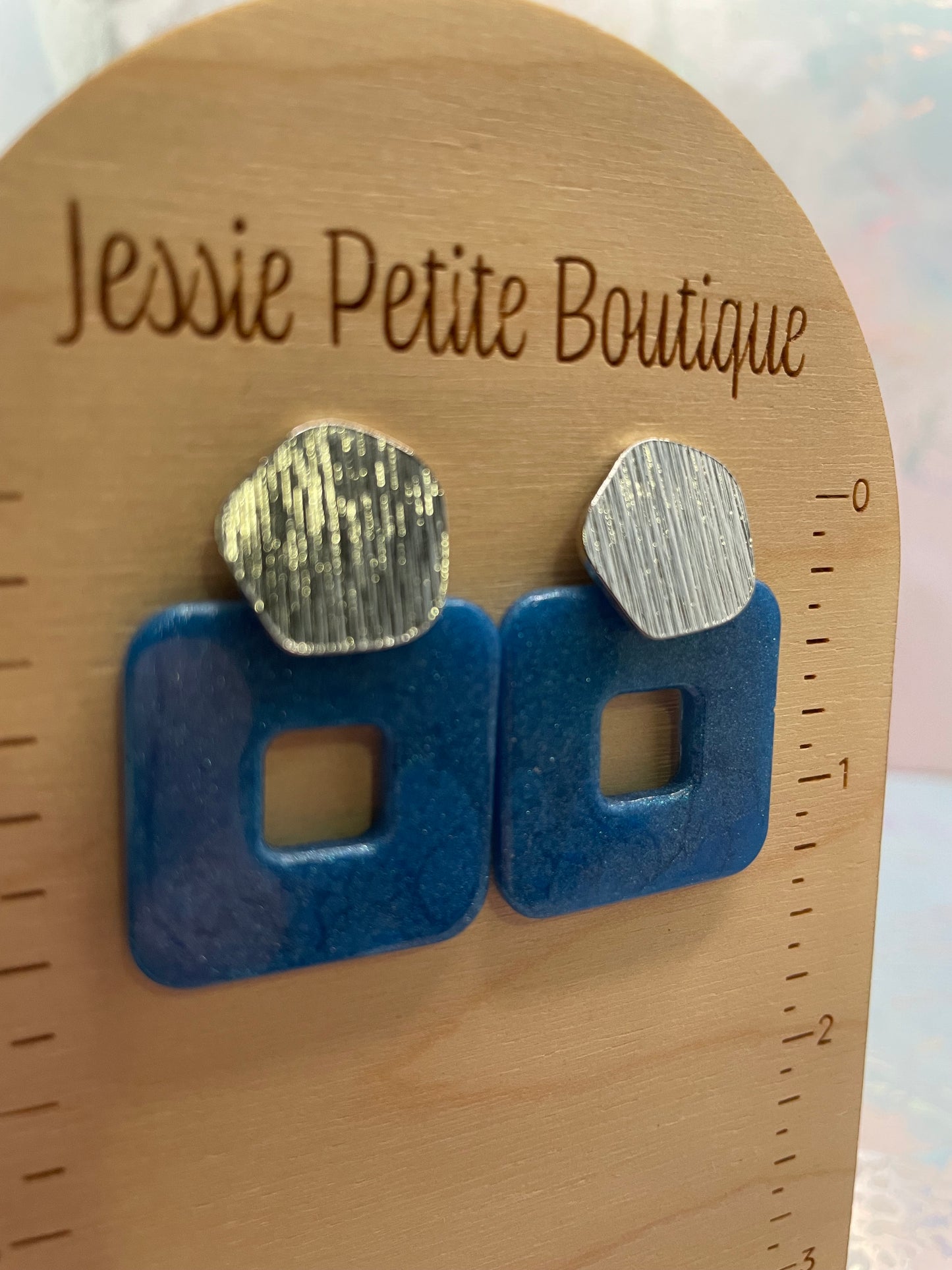 Boucles d'oreilles Carré +bouton texture argent-Sans Nickel