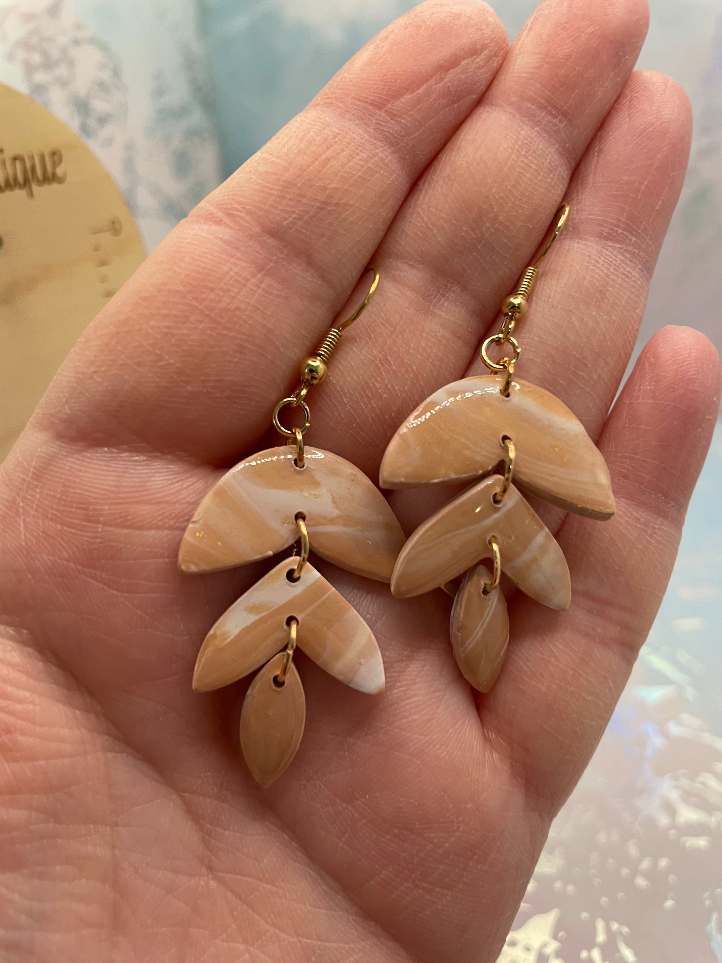 Boucle d'oreille Alba Beige marbré