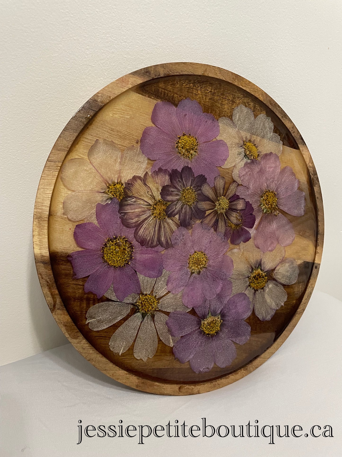 Round Wooden Tray with Real Dried Flowers
