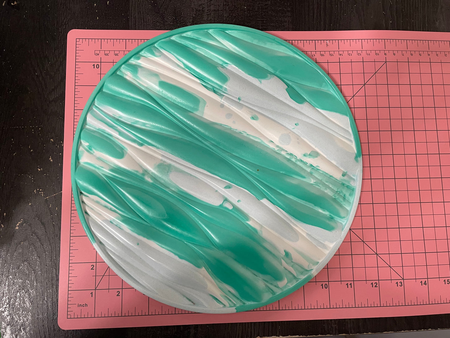 Large Eco-Resin Round Tray – Green & White Swirl