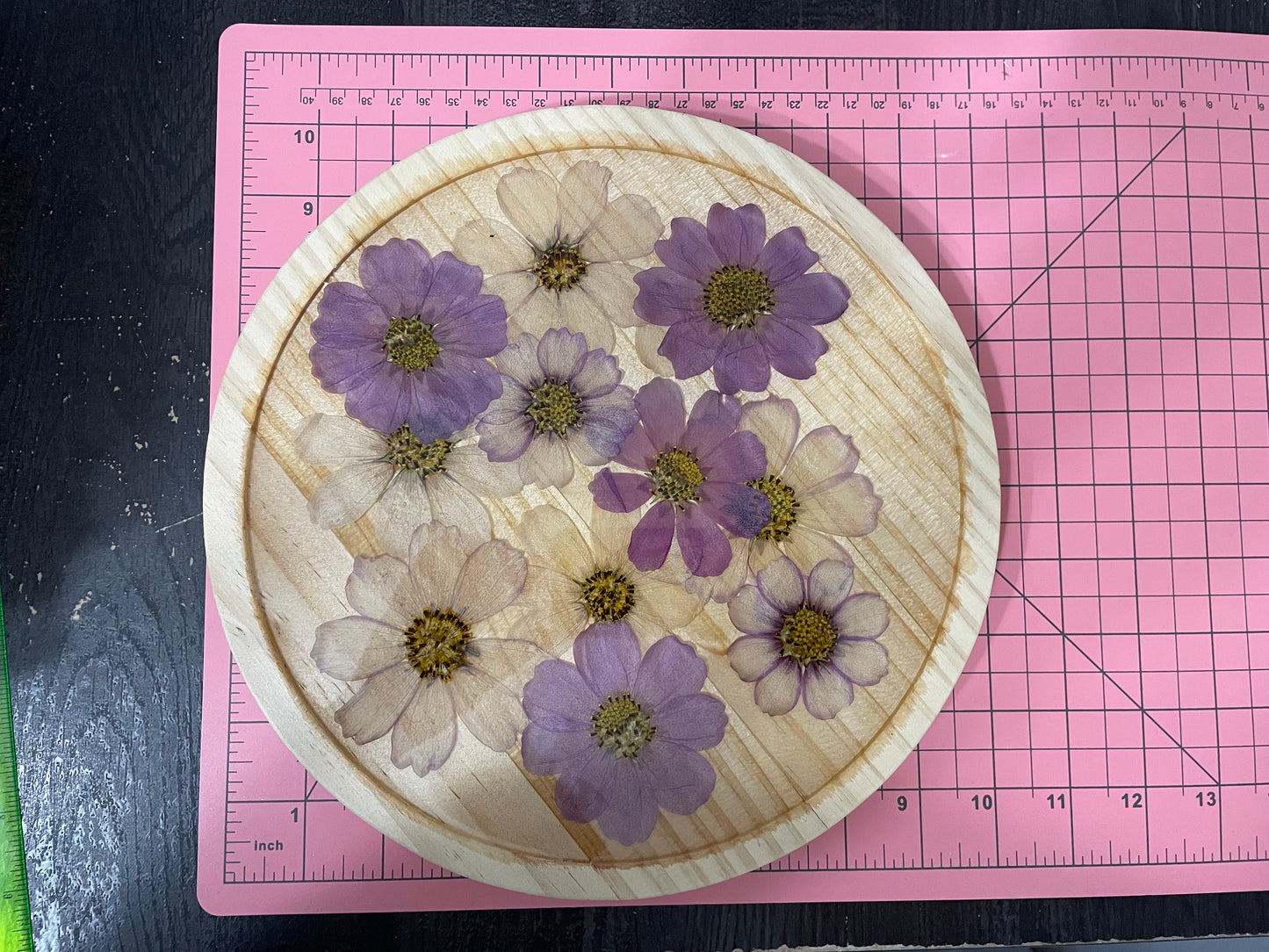 Wooden Sofa Tray with Real Dried Flowers