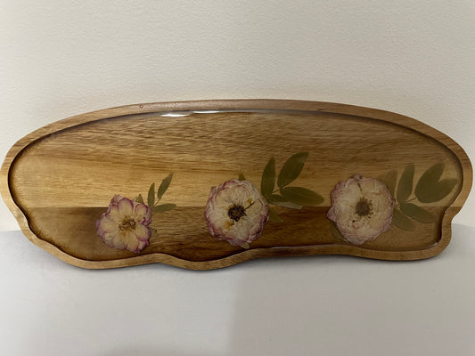 Handcrafted Wooden Board with Real Dried Flowers – Natural Resin Finish