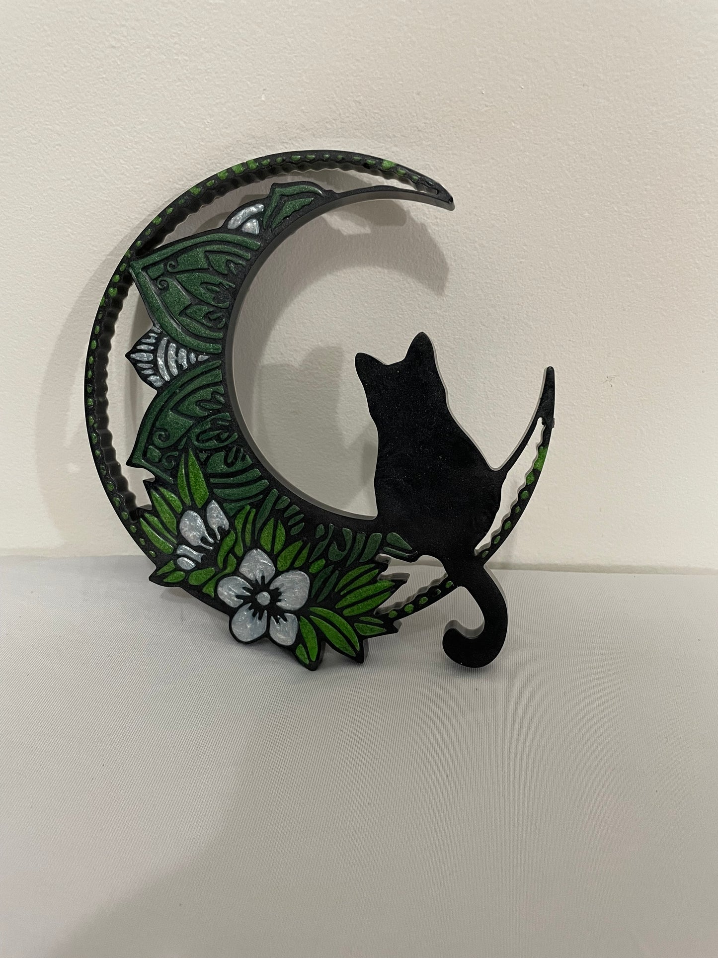 Cat on Floral Moon :Wall Art