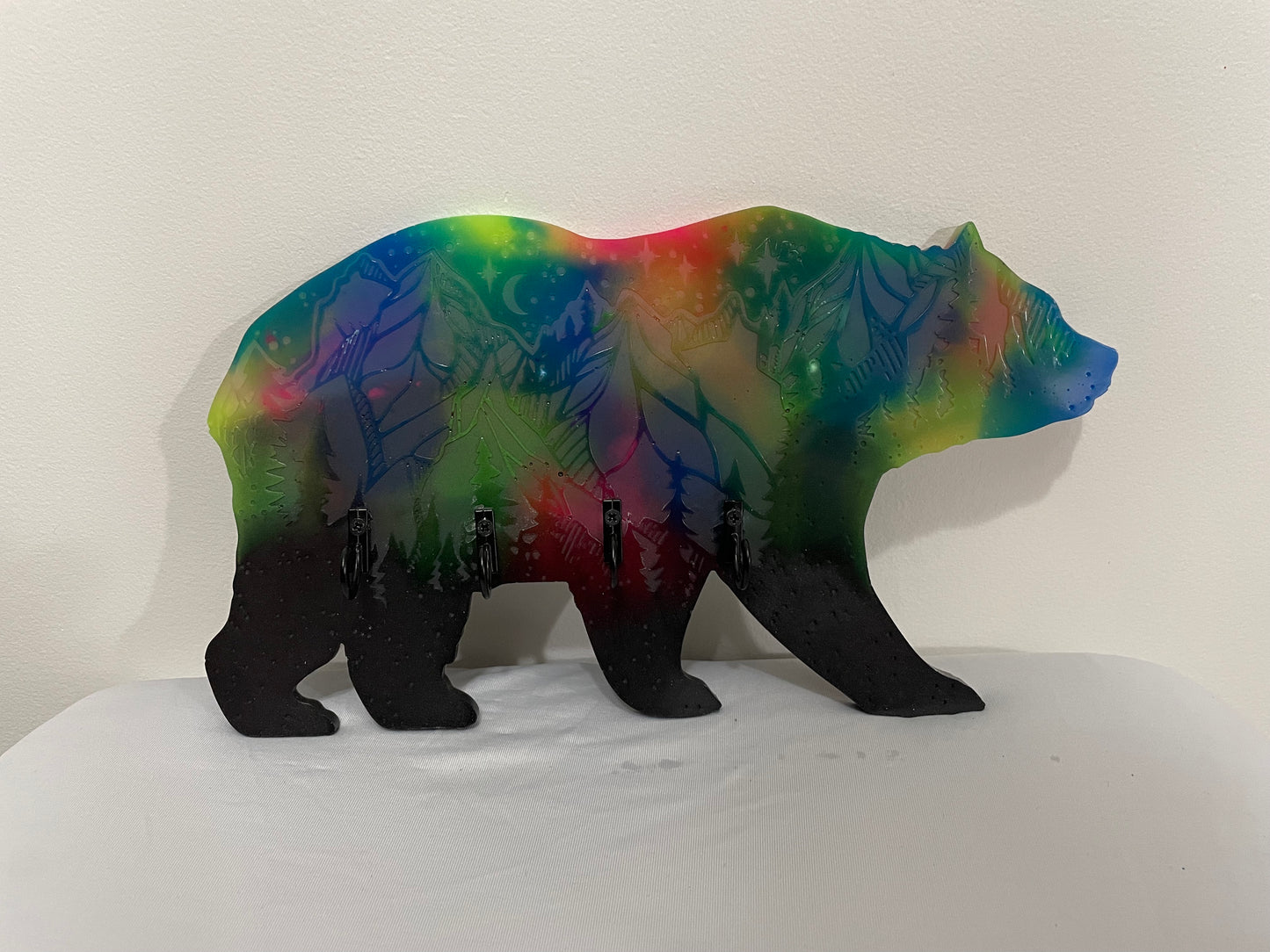 Glow in the Dark Northern Light Bear: Wall Decoration