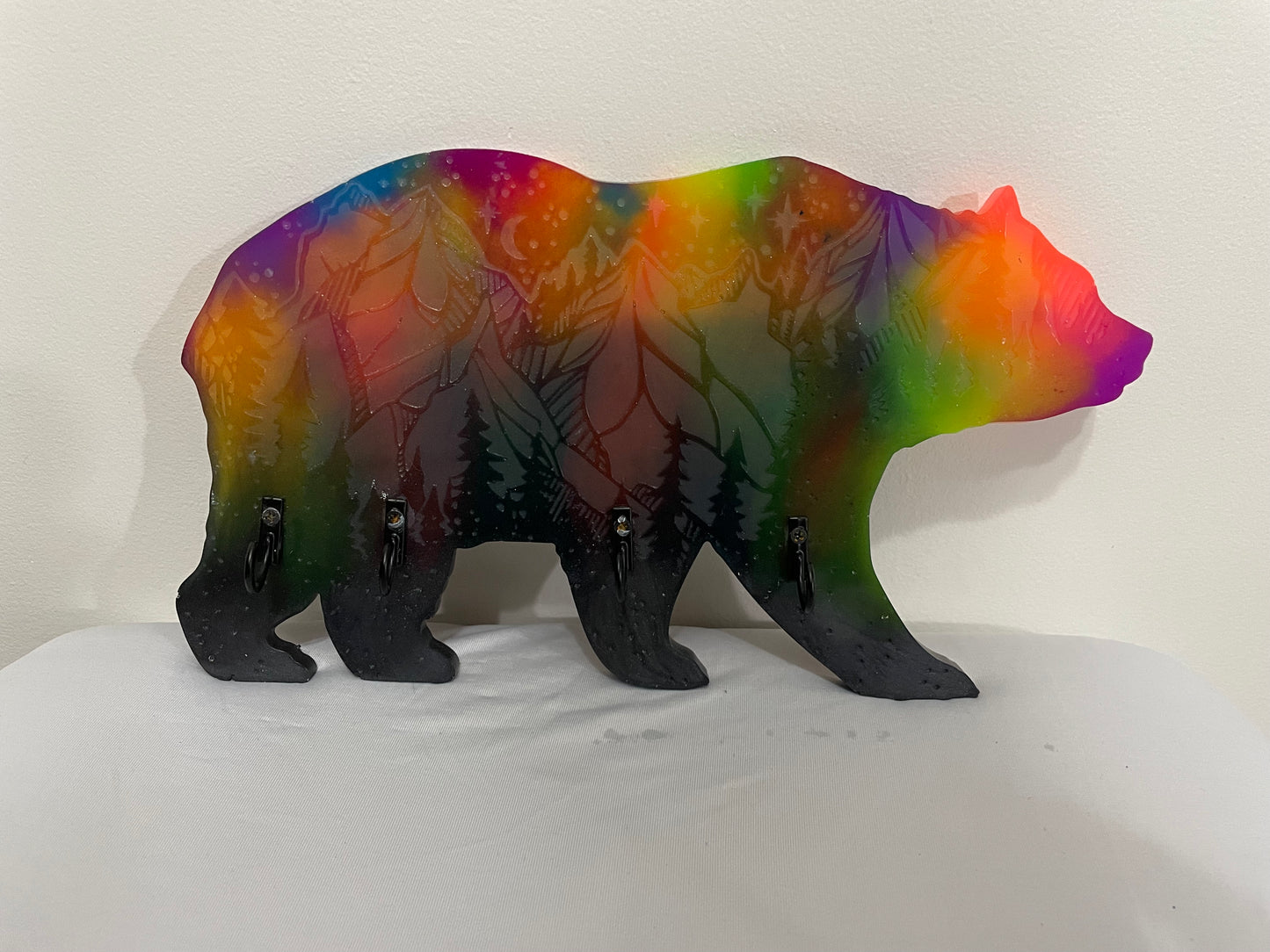 Glow in the Dark Northern Light Bear: Wall Decoration