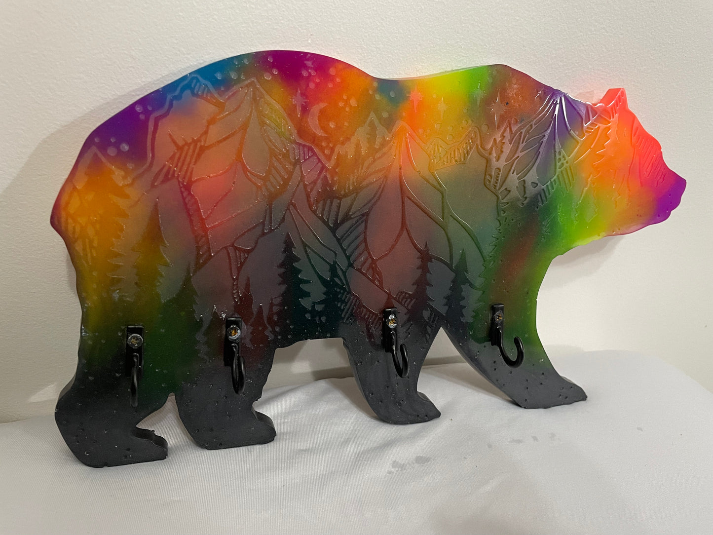 Glow in the Dark Northern Light Bear: Wall Decoration