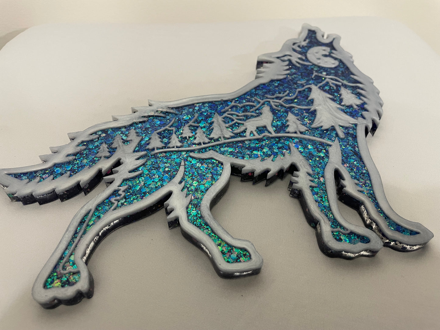 Howling Wolf: Wall Decoration