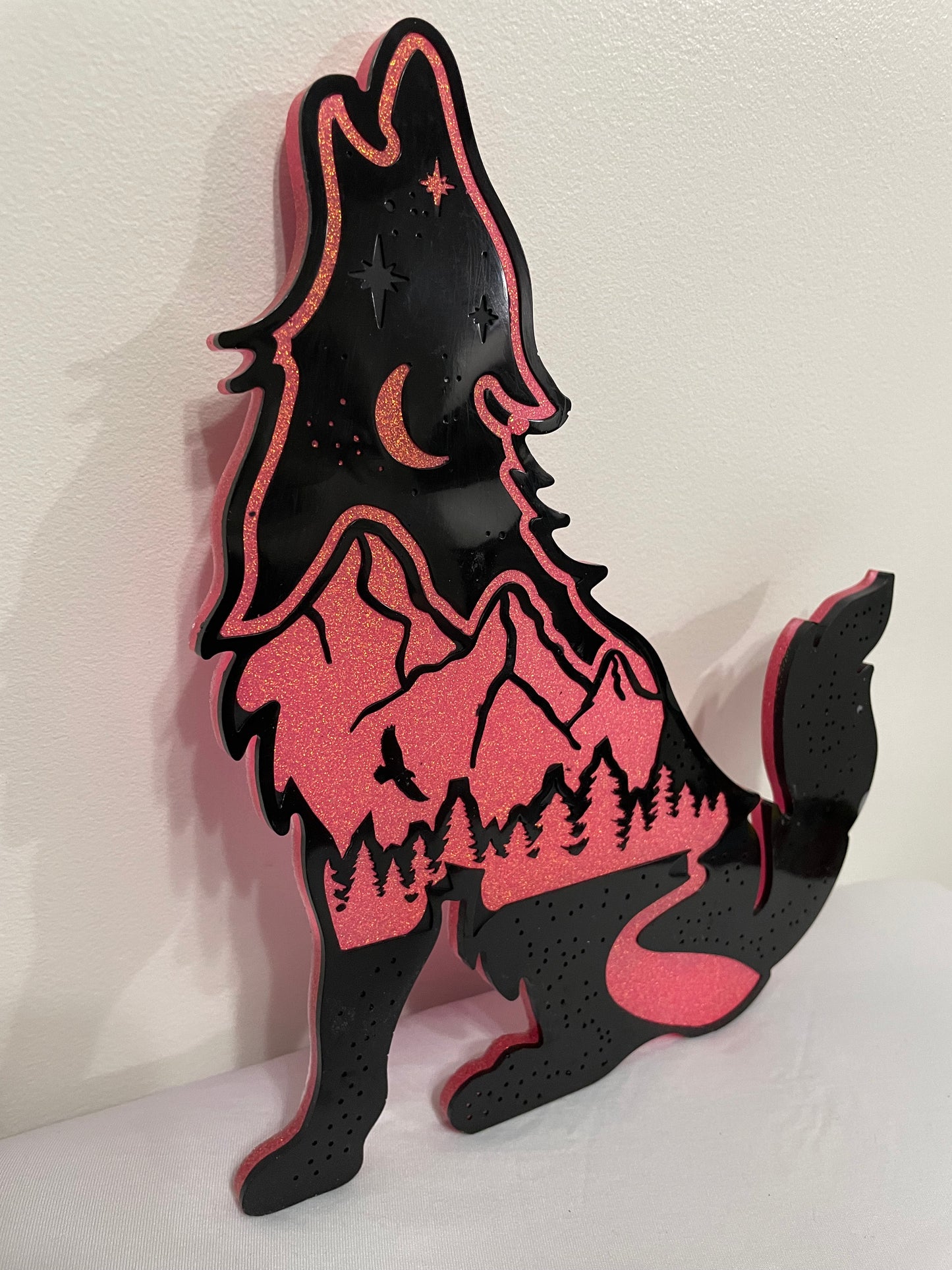 Sitting Wolf: Wall Decoration
