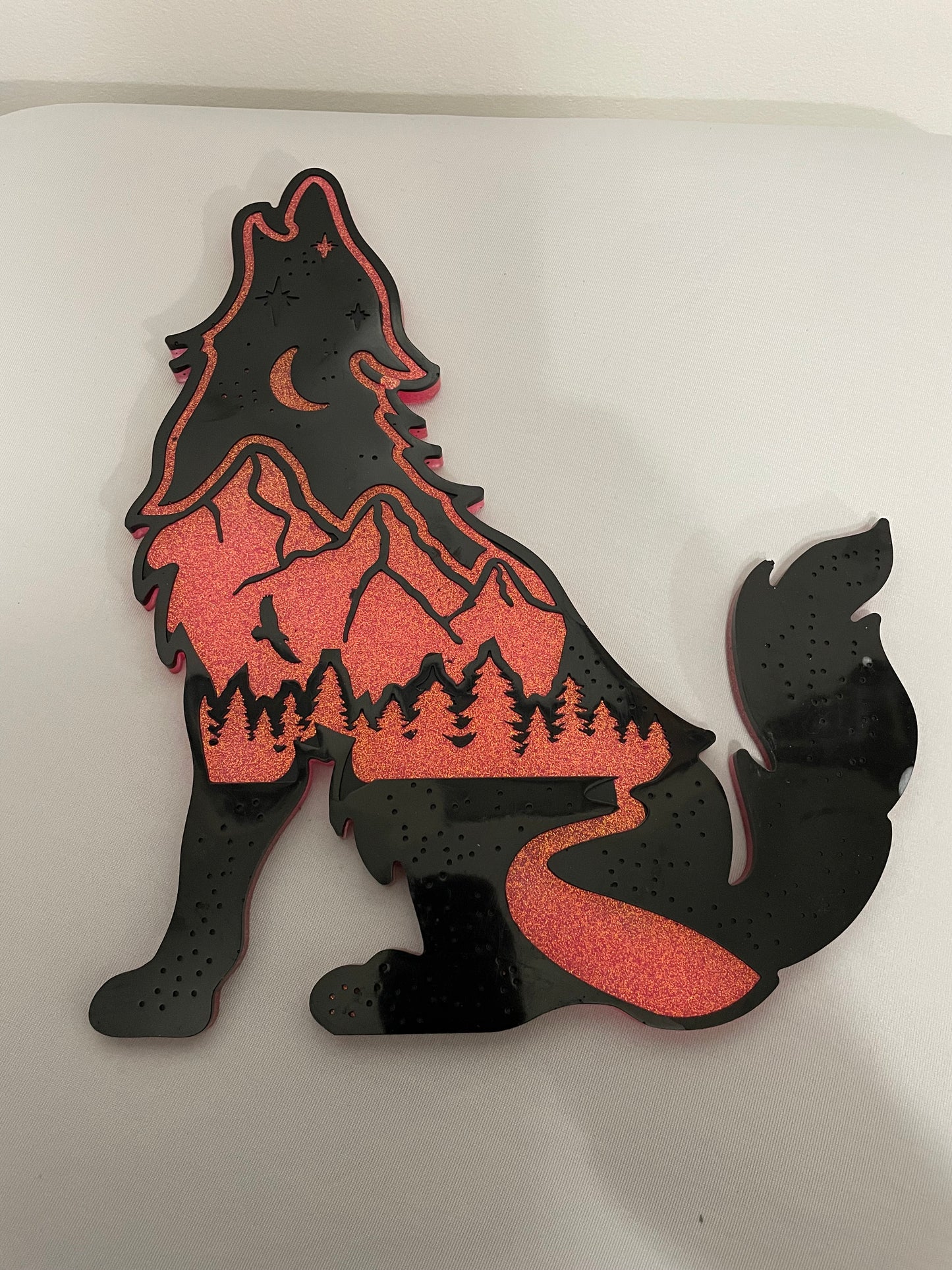 Sitting Wolf: Wall Decoration