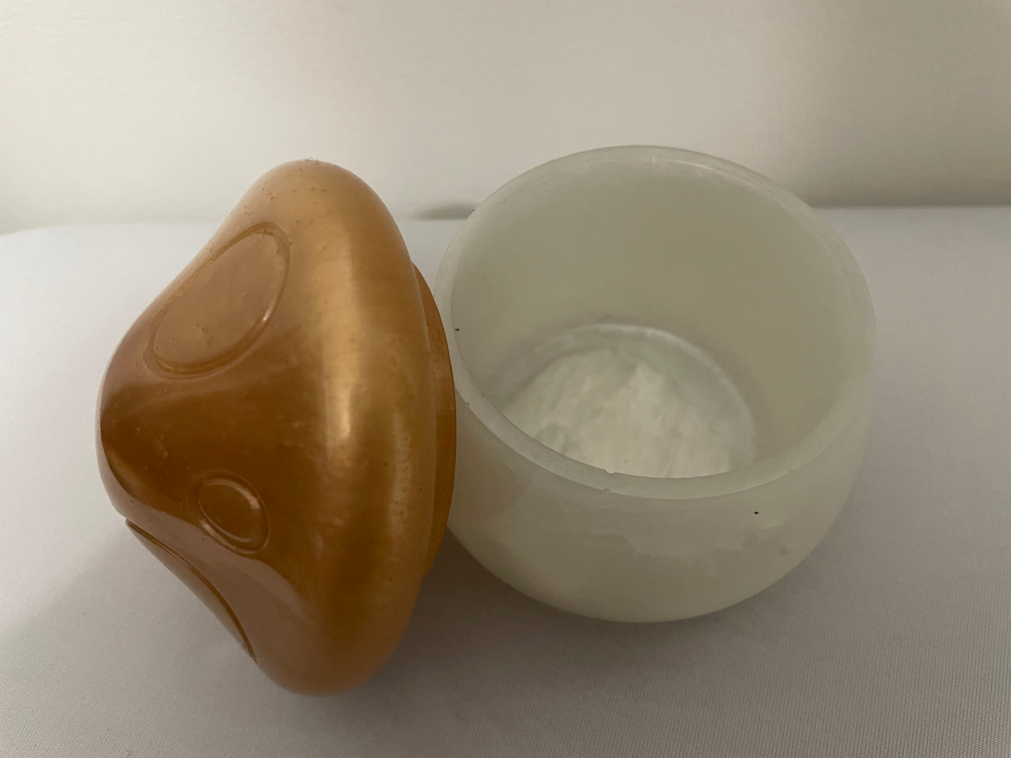 Resin Mushroom Container with Lid π