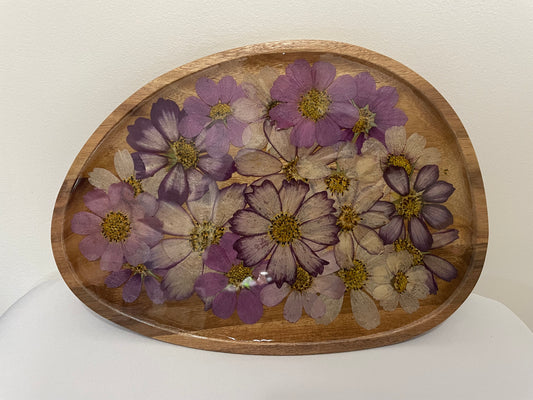 Wood and Resin Tray with Real Dried Flowers – Unique Handmade Piece
