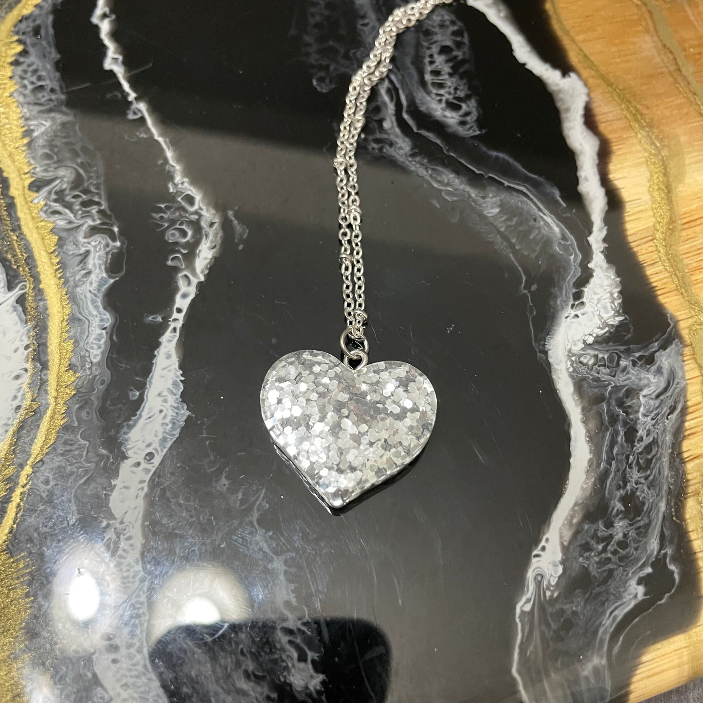 Collier cœur argenté scintillant - 18''