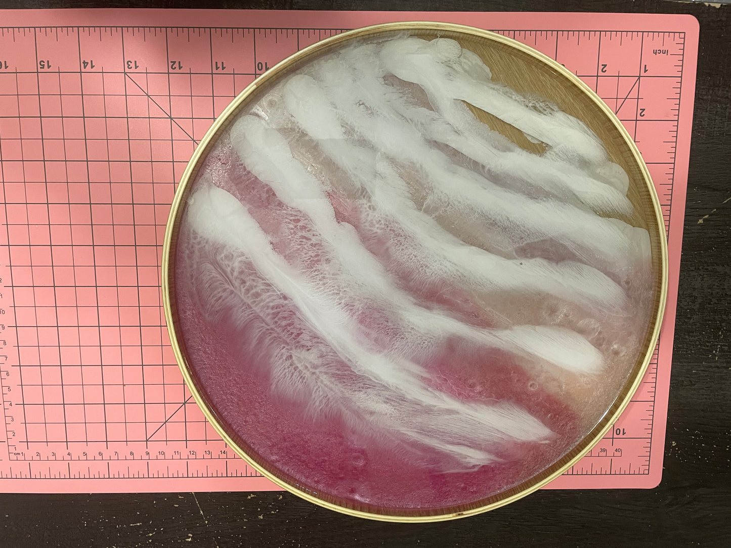 Pink Ocean-Round Wood and Resin Tray  – Unique Handmade Art Piece
