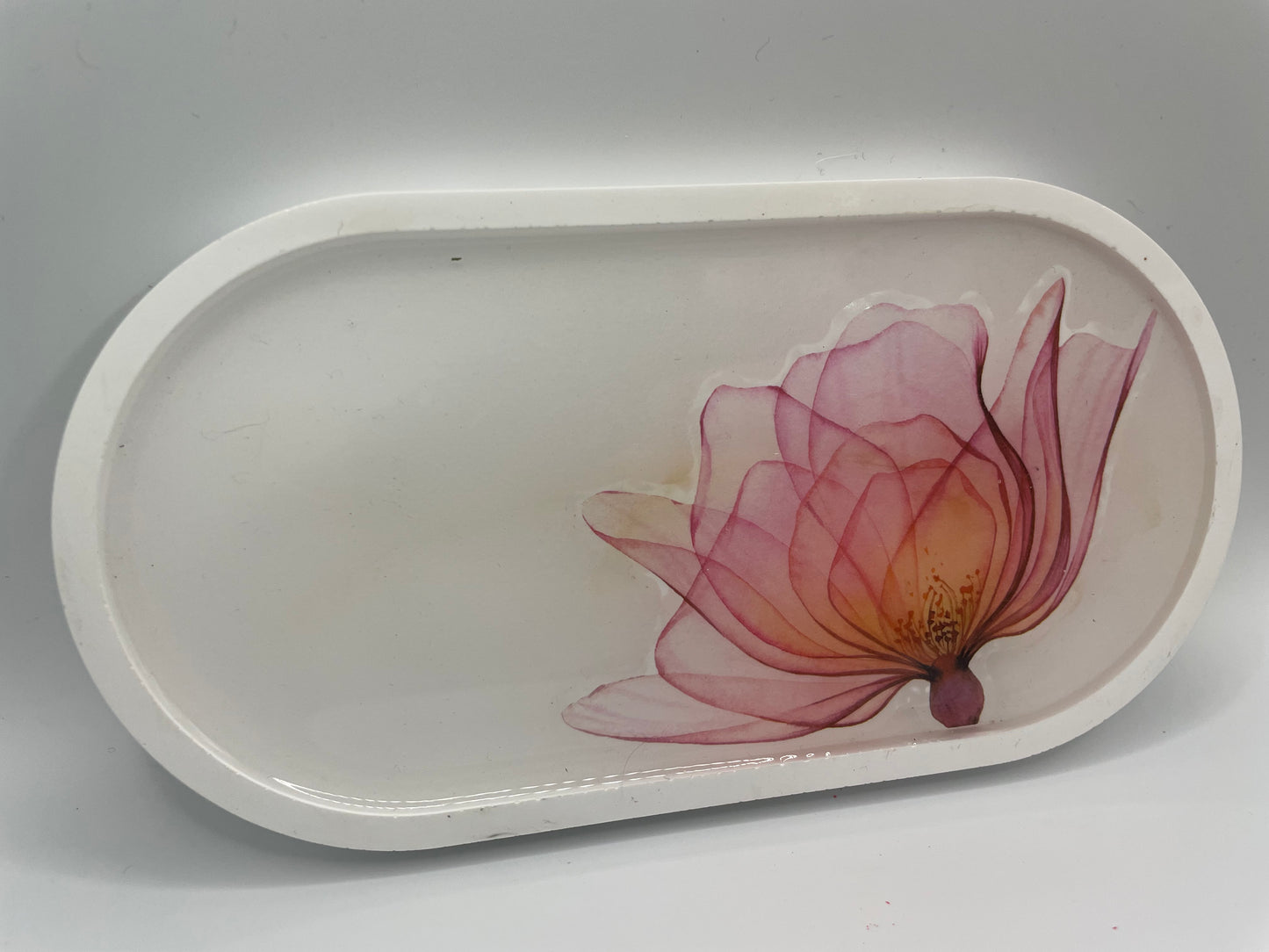 Oval Flower Tray – Handmade Eco-Resin & Resin Art