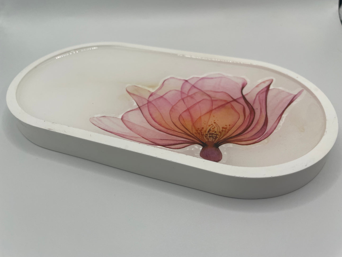 Oval Flower Tray – Handmade Eco-Resin & Resin Art