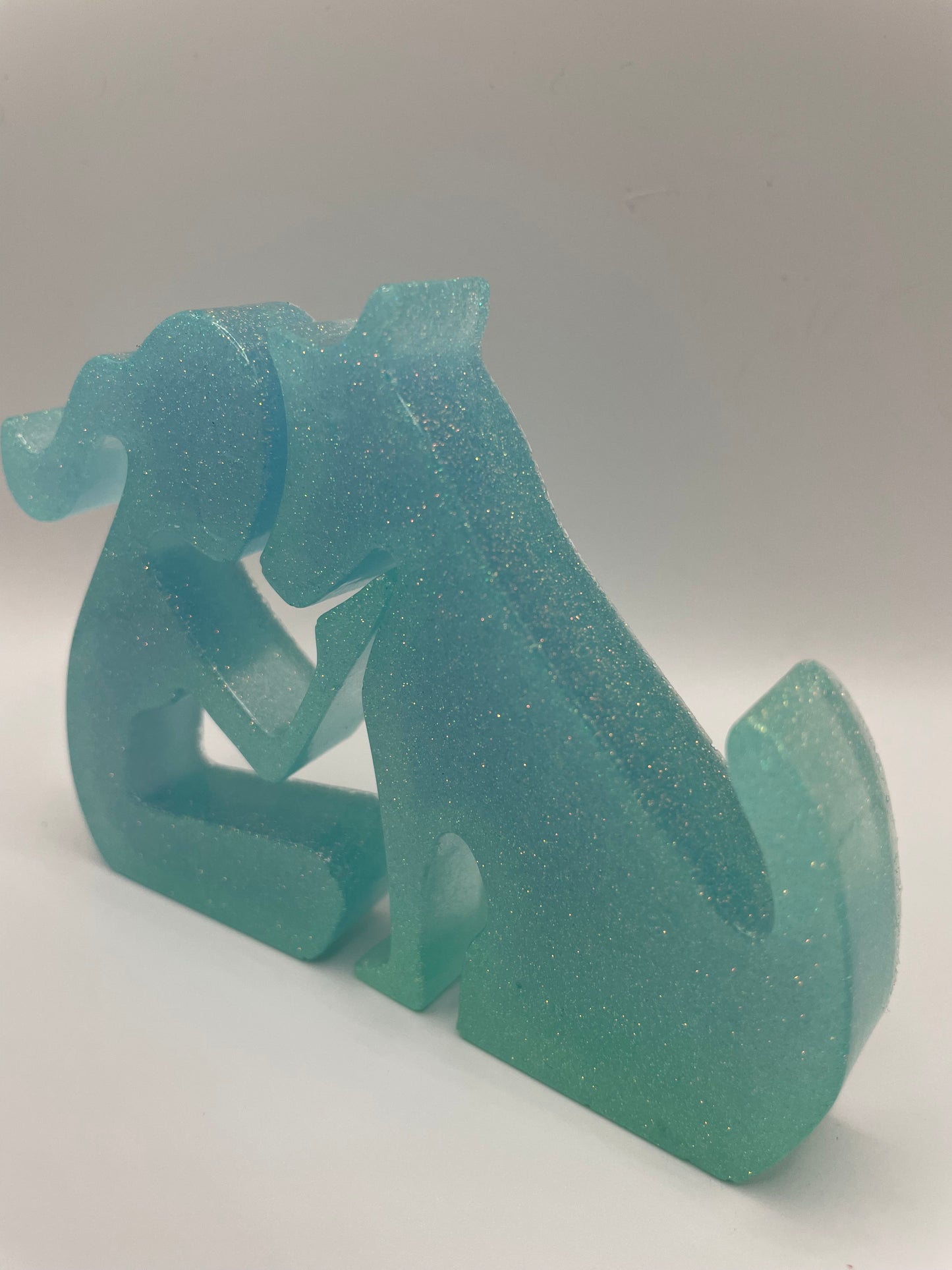 Woman and Her Dog- Resin Figurineš¾