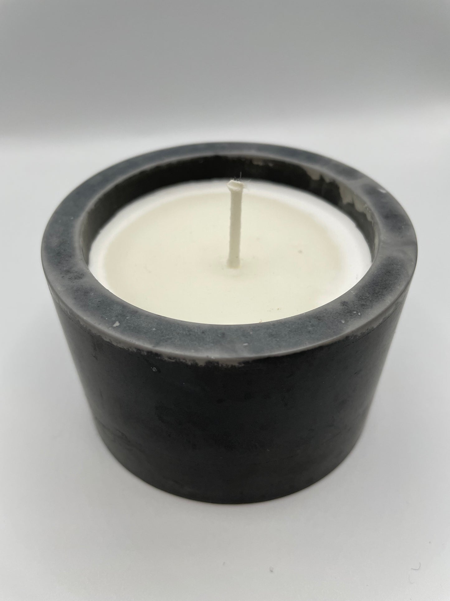 Black Eco-Resin Candle – Natural Soy Wax