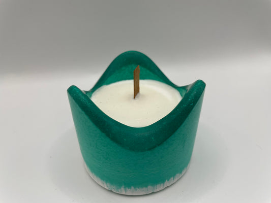 Small Green Eco-Resin Candle – Clean Lemon Soy Wax with Wood Wick