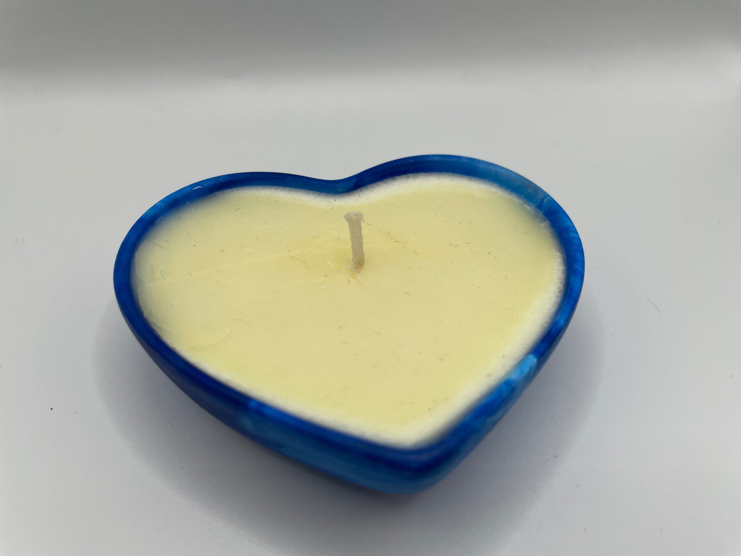 Small Heart Eco-Resin Candles – Handmade Soy Wax