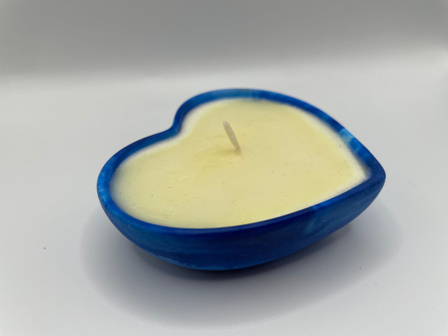 Small Heart Eco-Resin Candles – Handmade Soy Wax