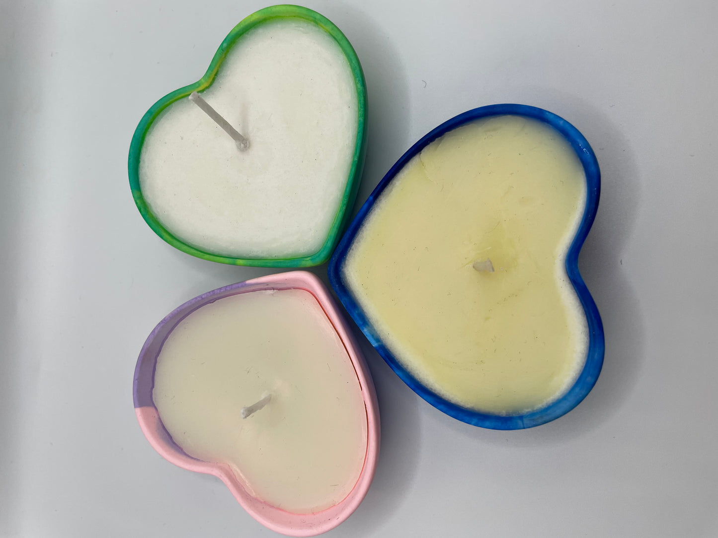 Small Heart Eco-Resin Candles – Handmade Soy Wax