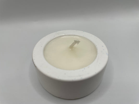 Small White Eco-Resin Candle – Clean Lemon Soy Wax