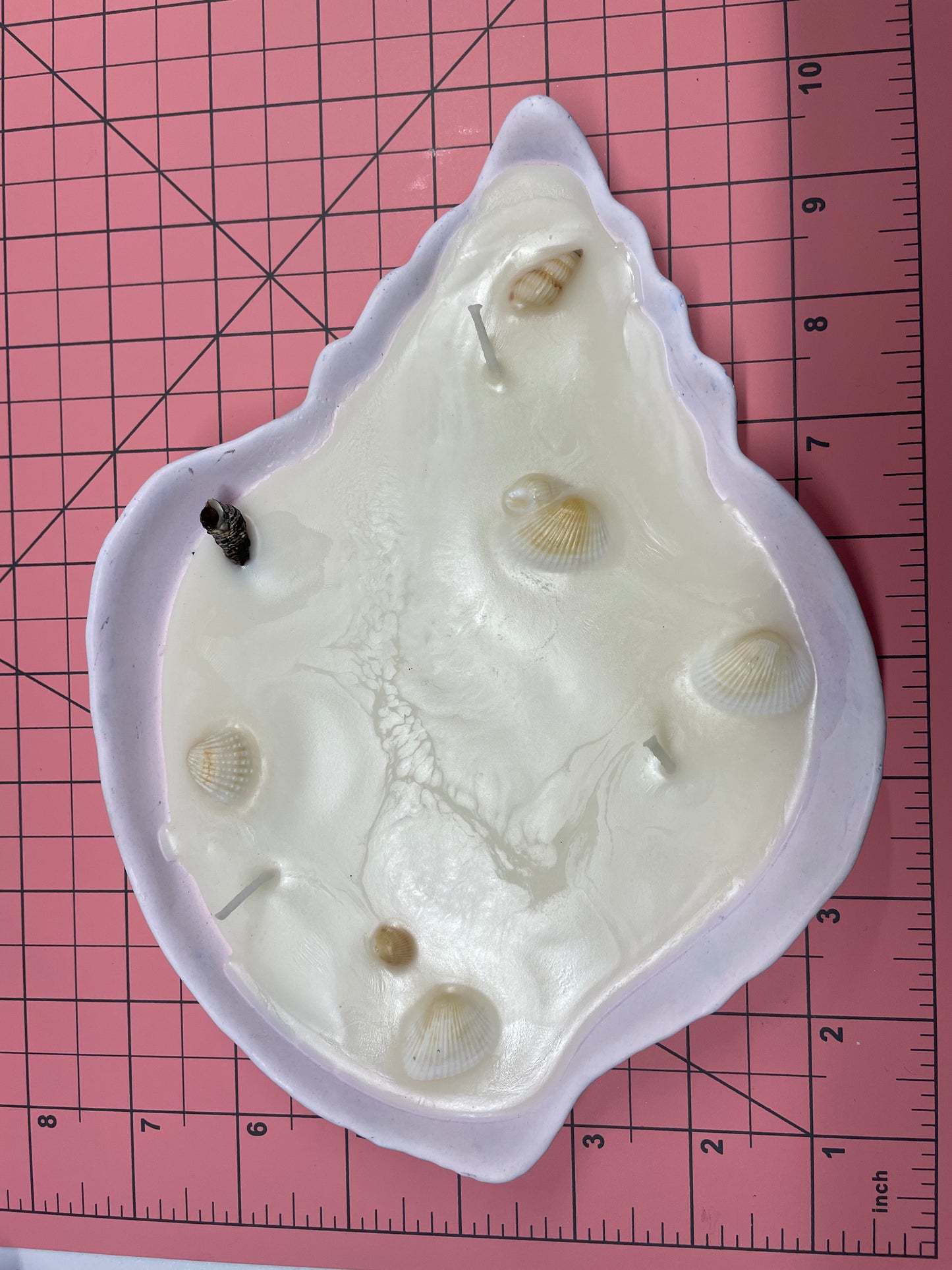 Pink Shell Eco-Resin Candle – Soy Wax with Eucalyptus Essential Oil