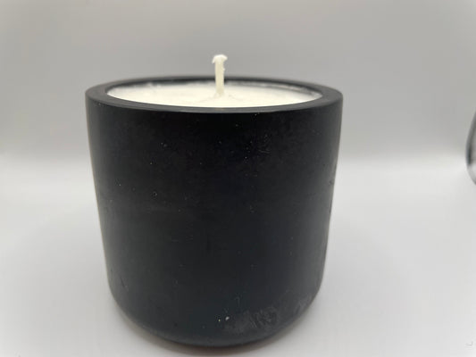 Black Eco-Resin Candle – Clean Lemon Soy Wax