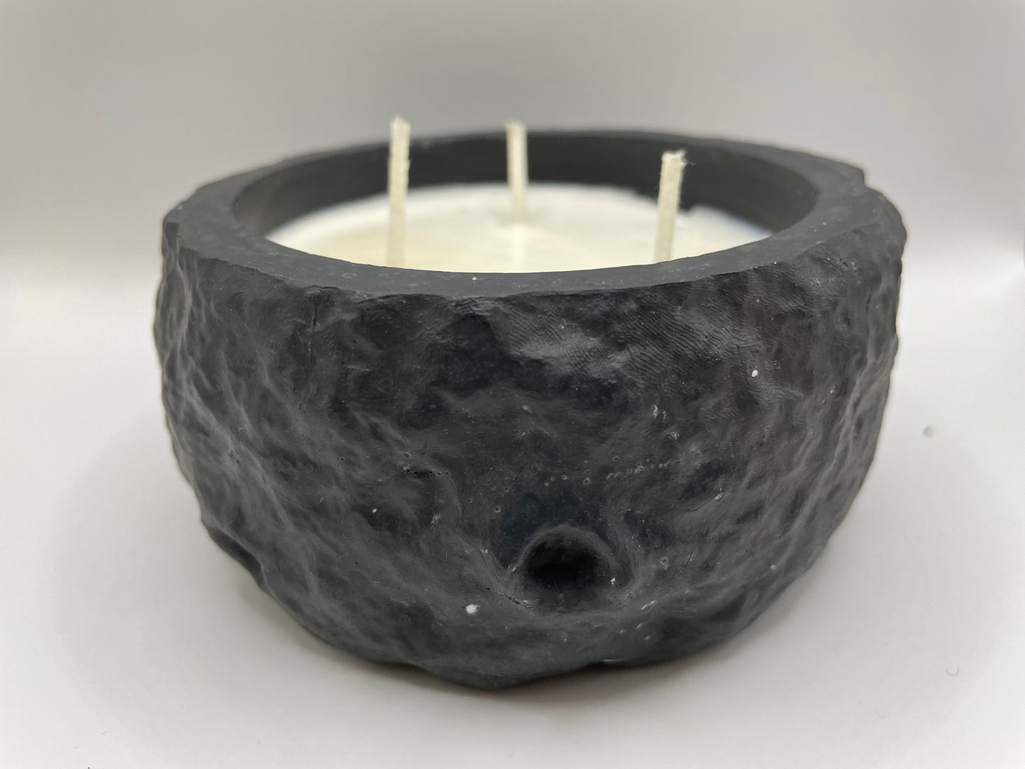 Black Planet Candle – Clean Lemon Soy Wax