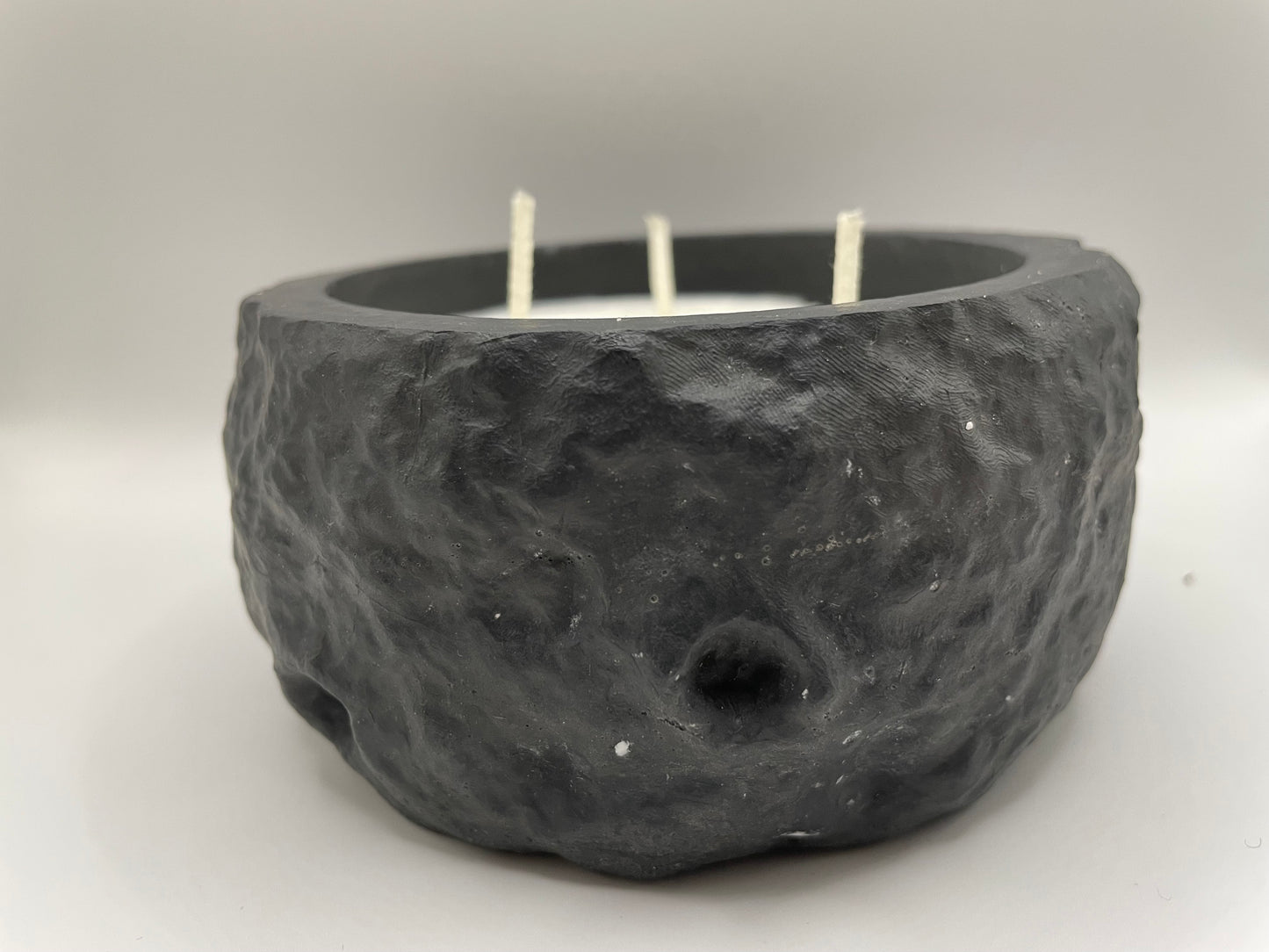 Black Planet Candle – Clean Lemon Soy Wax