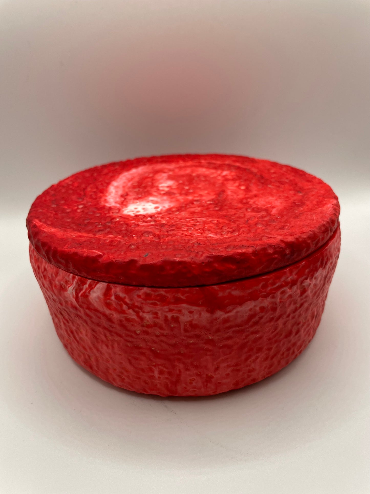 Red Eco-Resin Candle – Clean Lemon Soy Wax