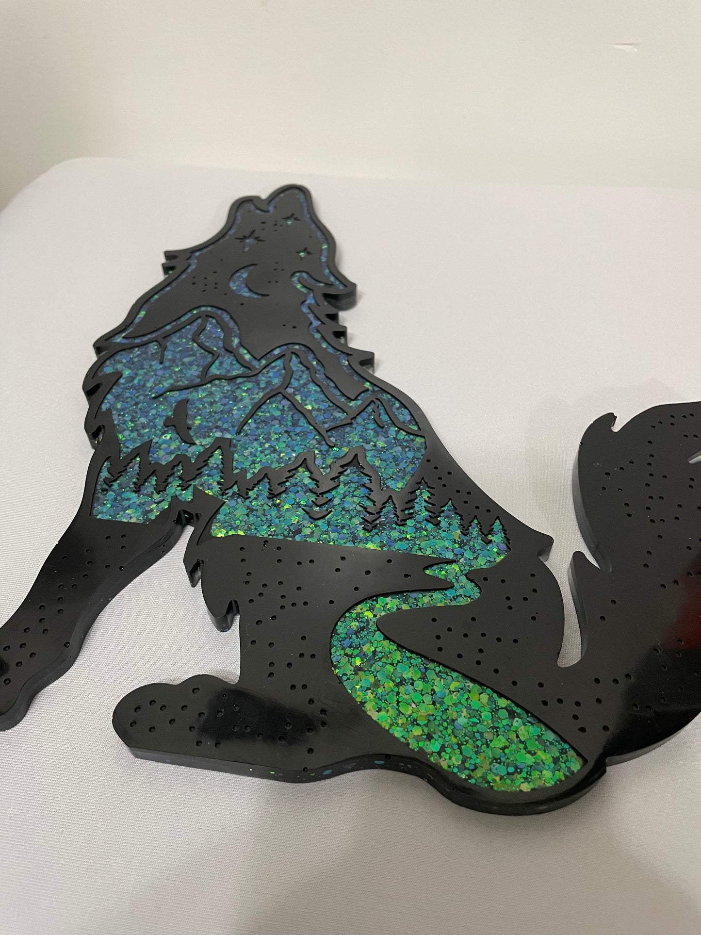 Sitting Wolf: Wall Decoration