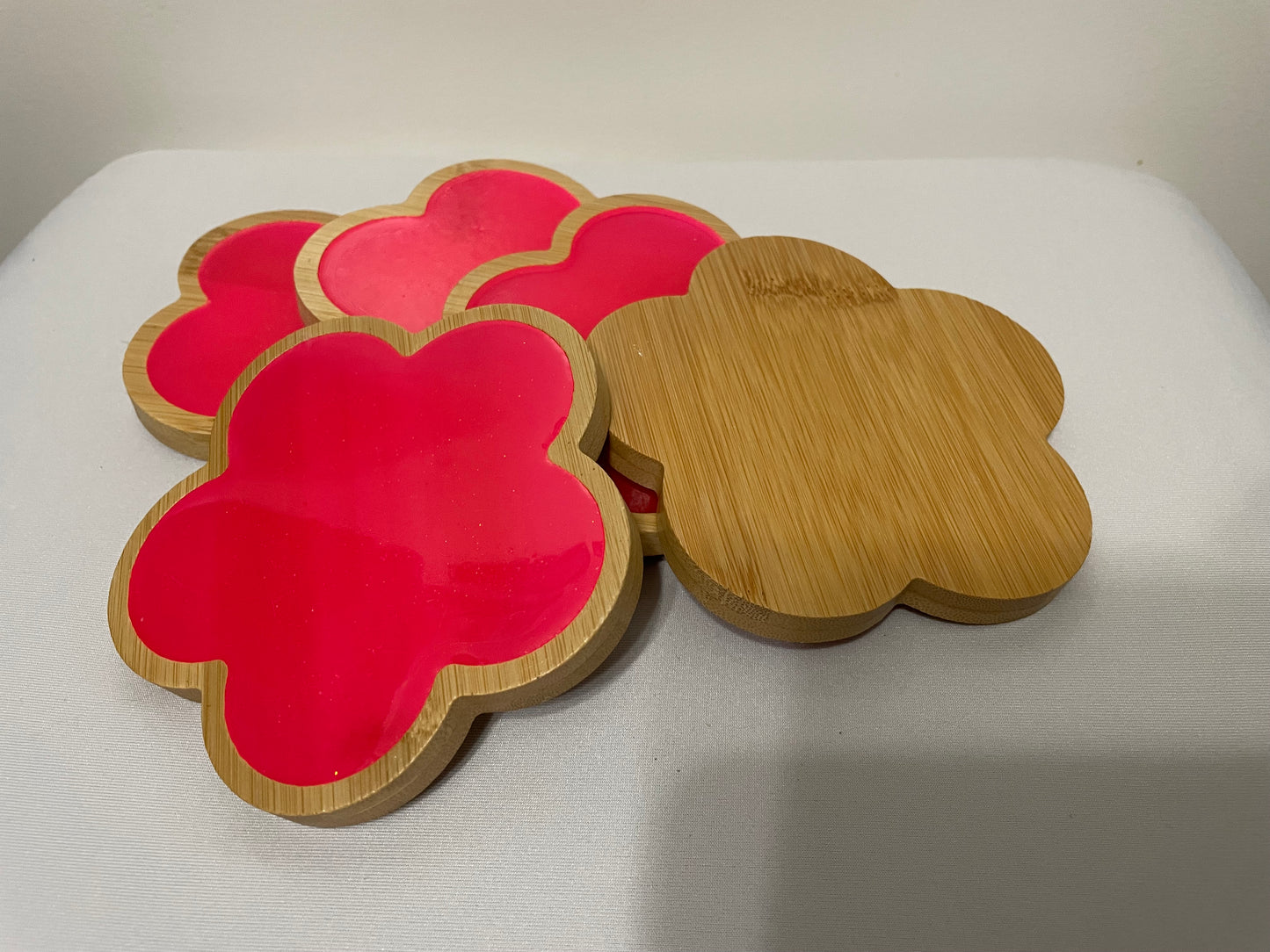 Flower-Shaped Wooden Coasters with Glow-in-the-Dark Pink Resin (Set of 5)
