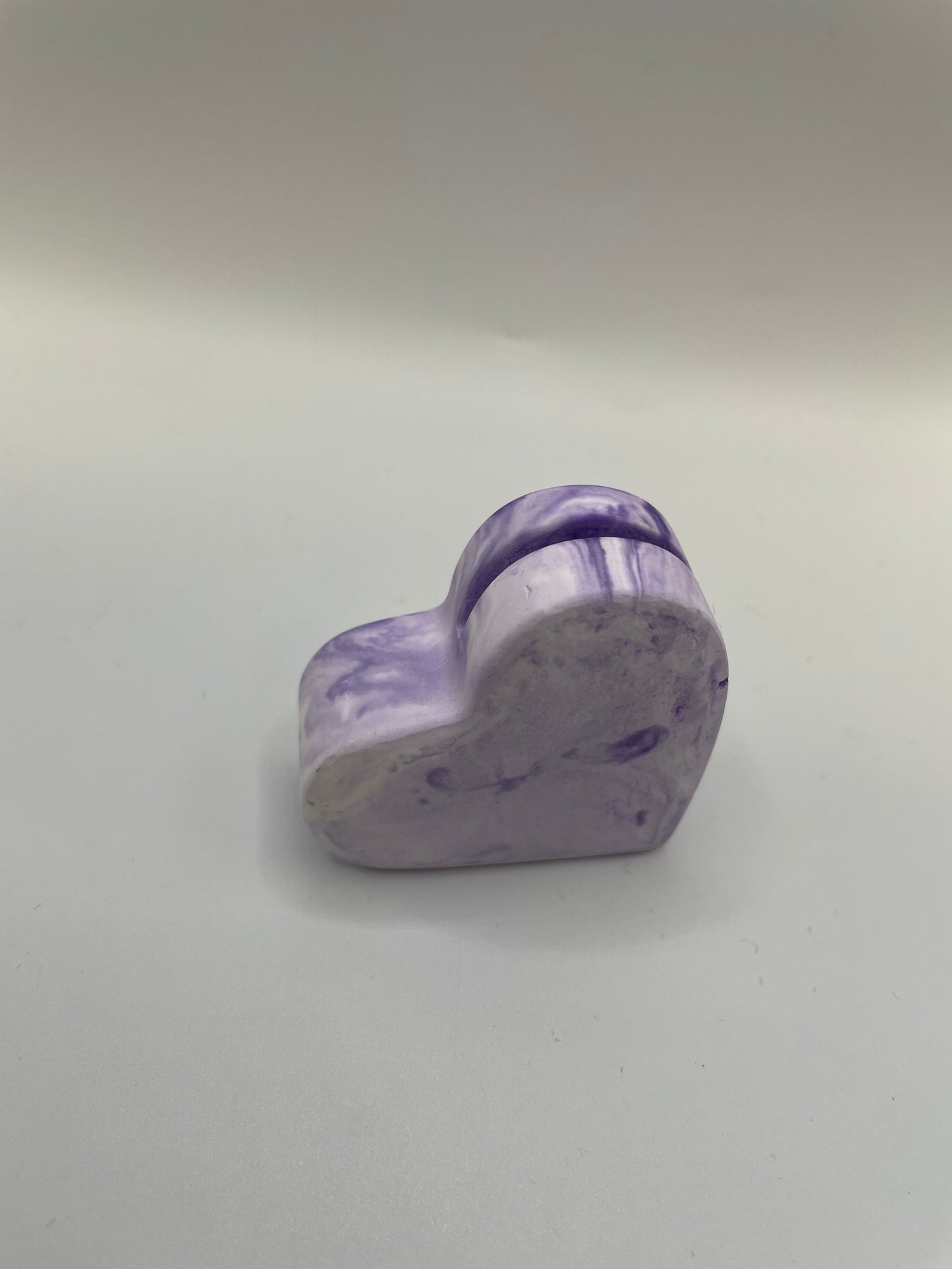 Heart-Shaped Eco-Resin Card Holder